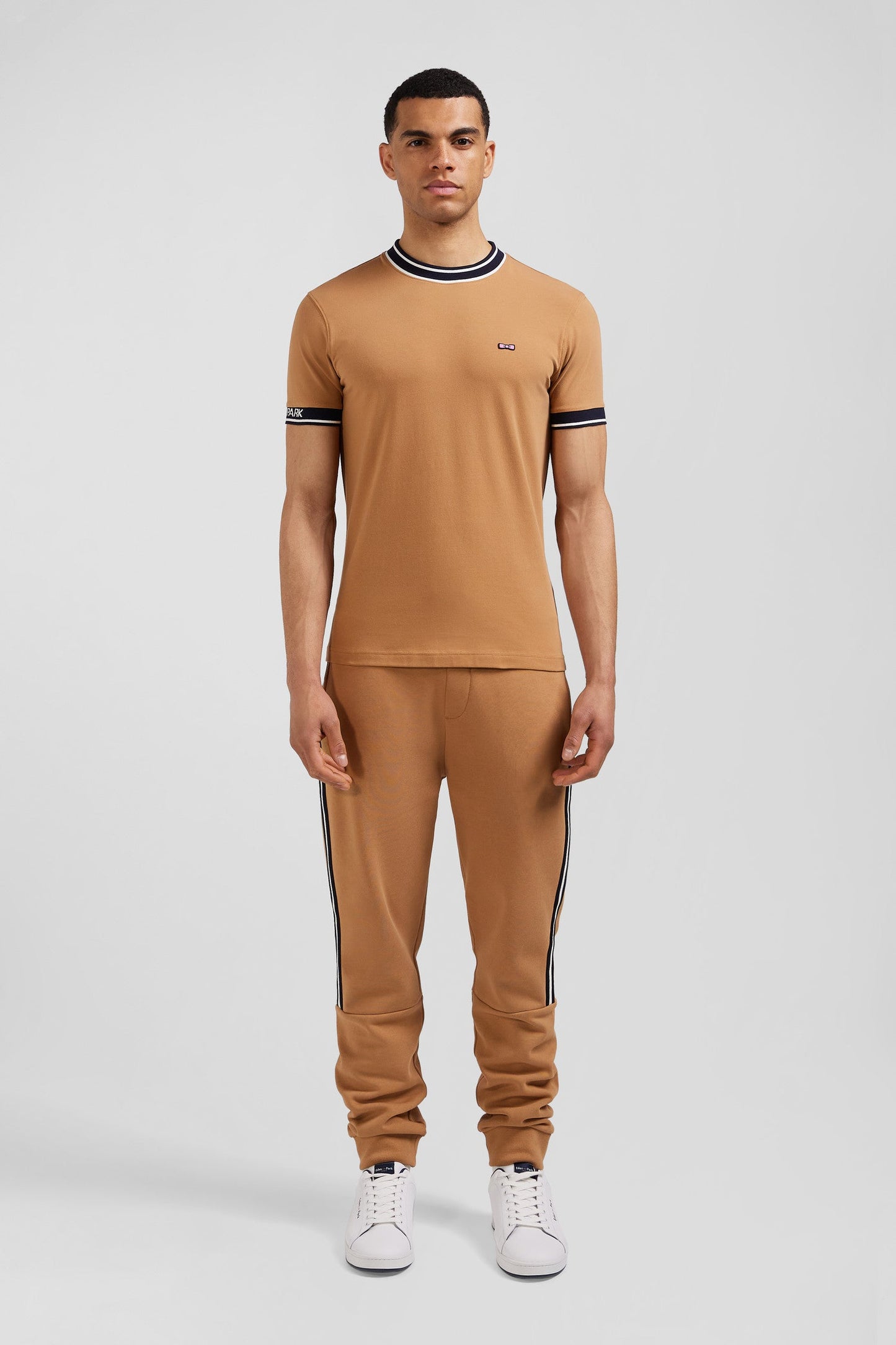 T-shirt manches courtes en coton camel coupe Slim bords-côtes Eden Park - Image 1