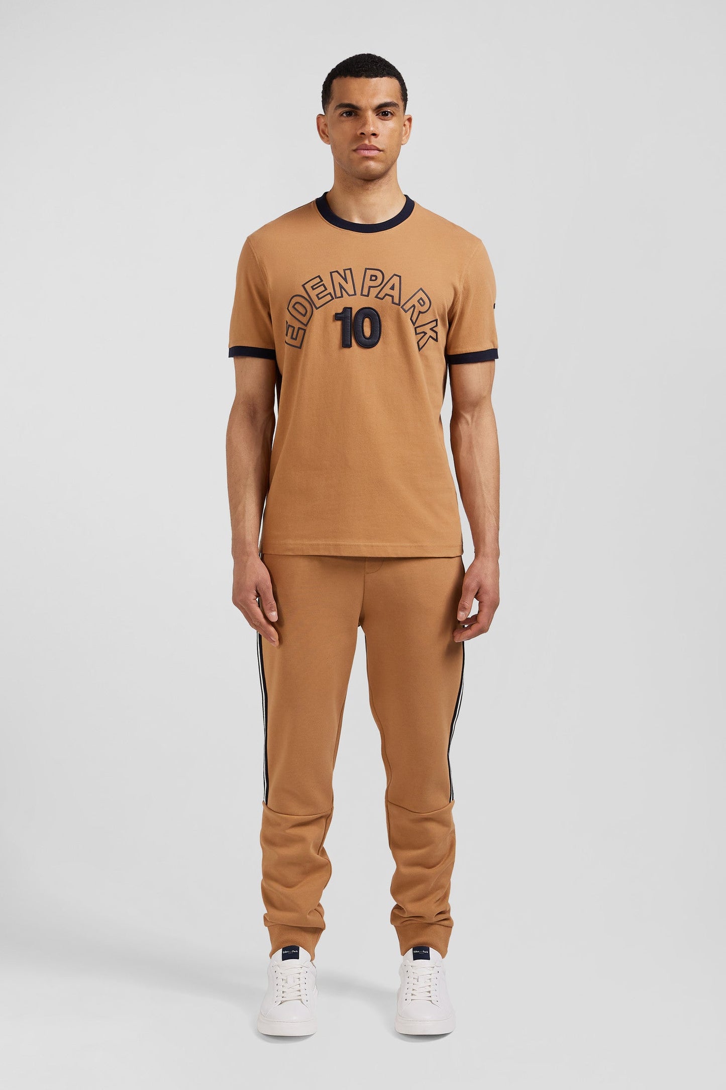 T-shirt manches courtes bicolore en coton camel Eden Park 10 coupe Relaxed - Image 1