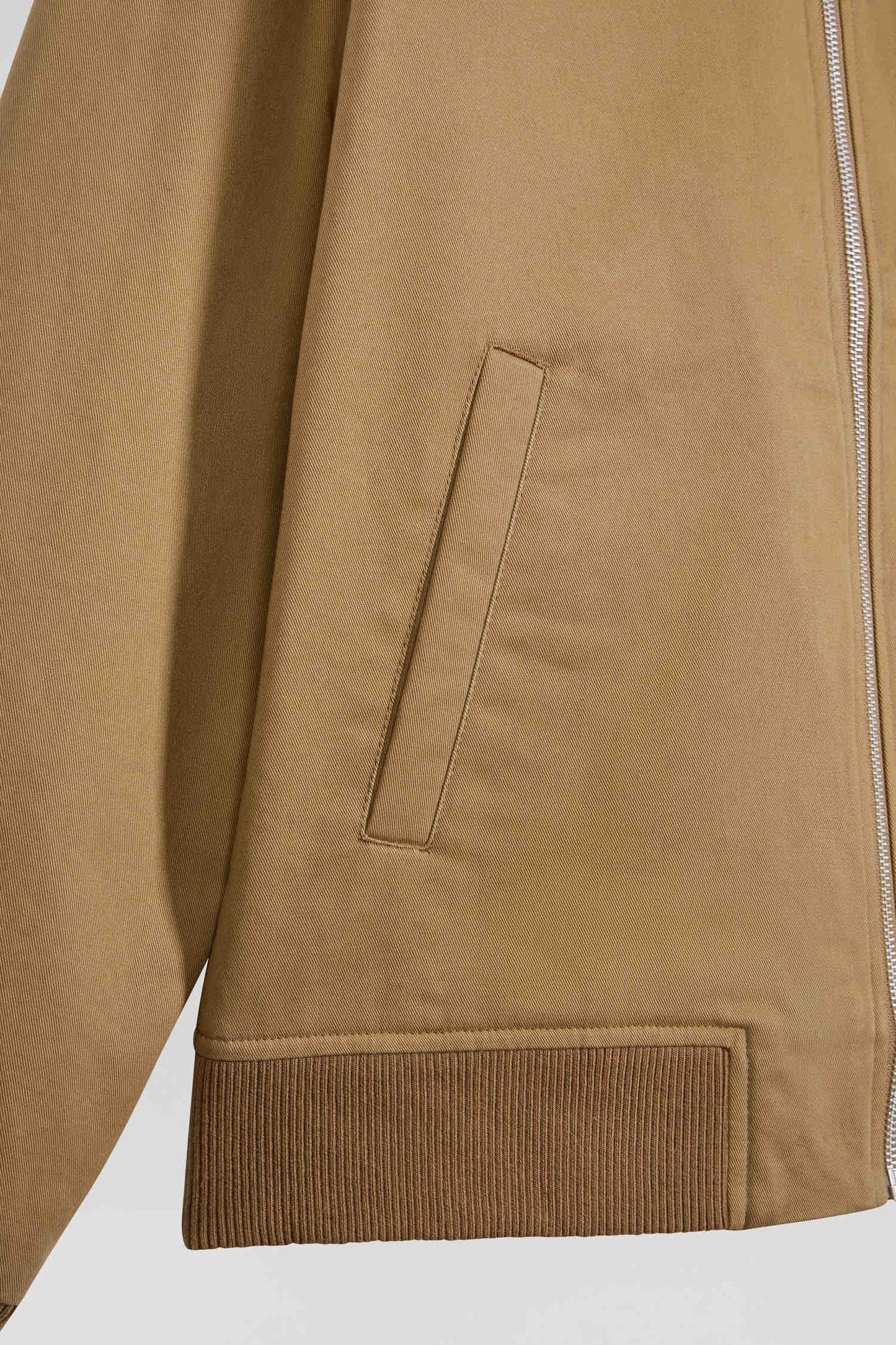 Blouson zippé à col chemise en gabardine de coton camel - Image 8