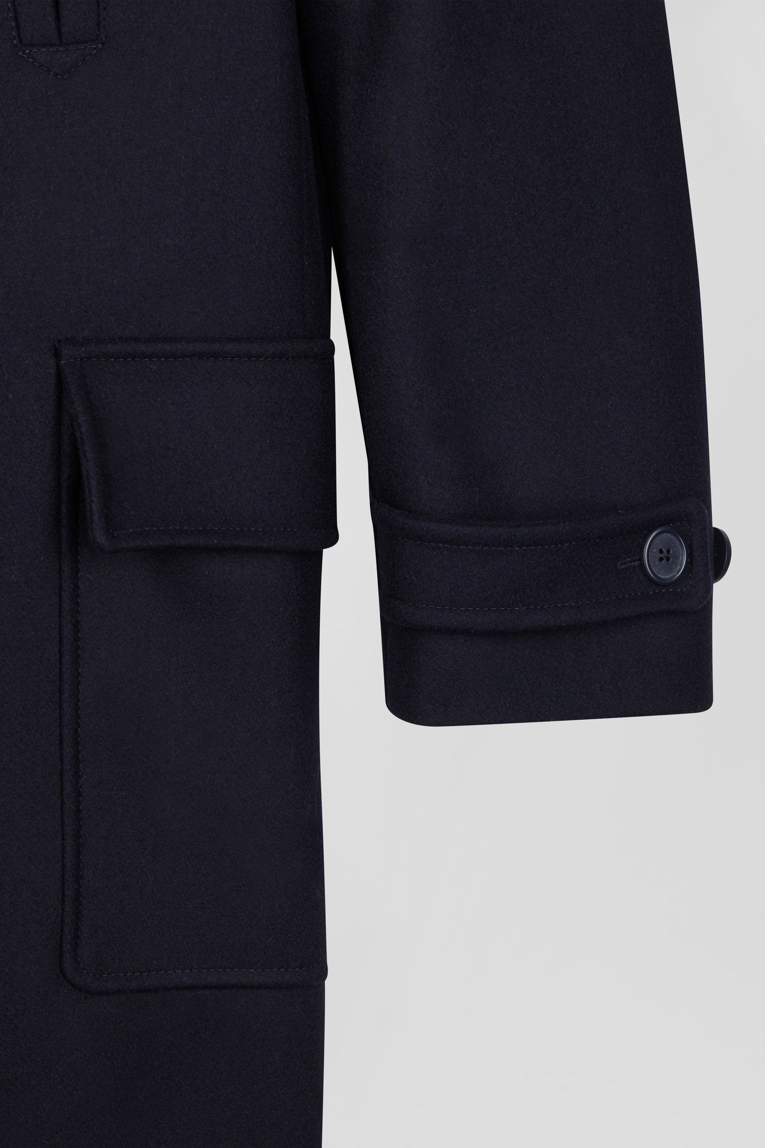 Manteau à double boutonnage en laine mélangée bleu marine