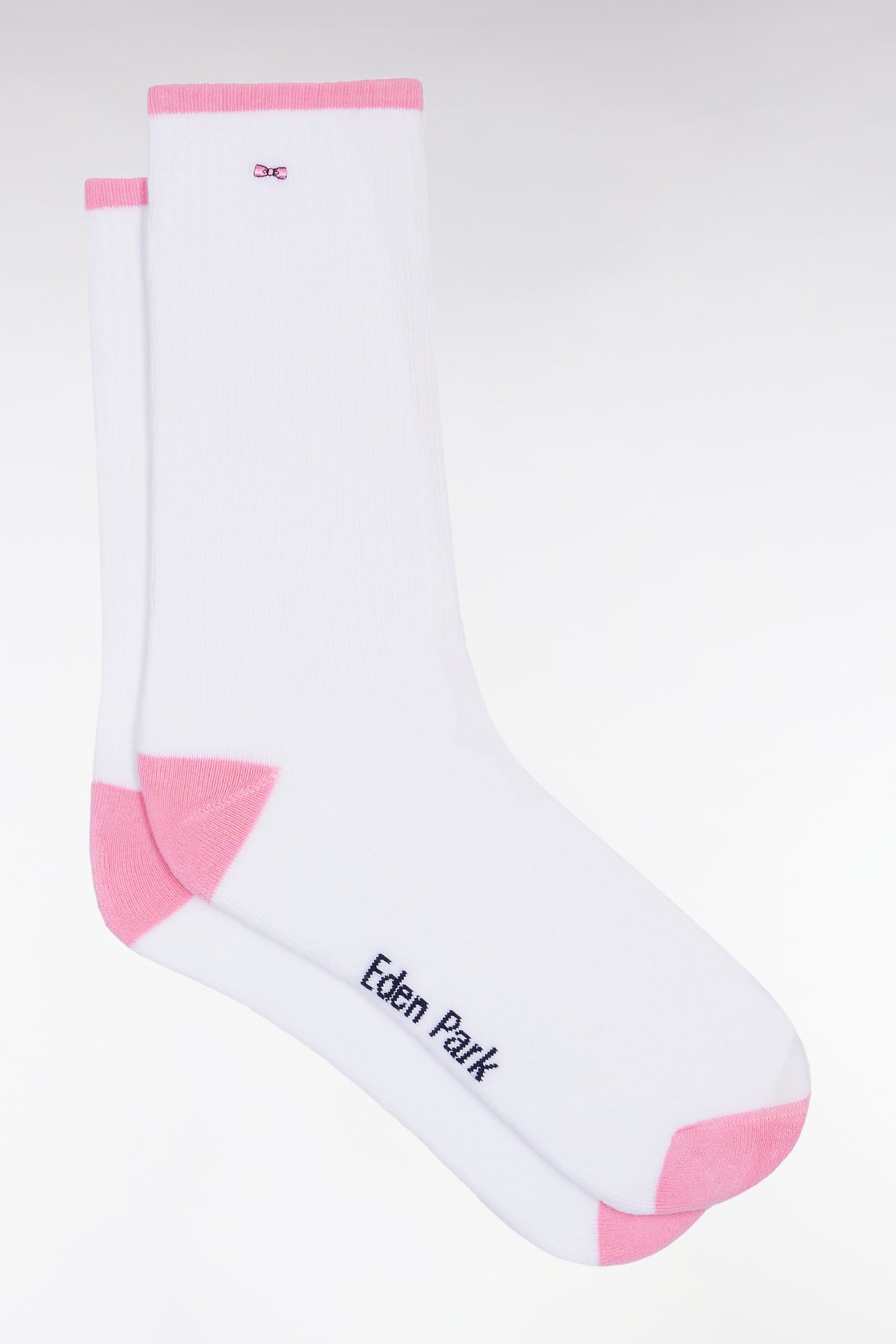 White cotton blend socks with pink reinforcements