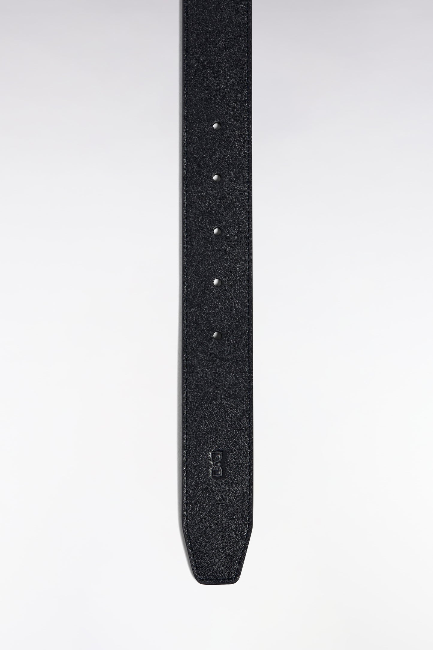 Coffret ceinture en cuir réversible et boucles en métal argenté