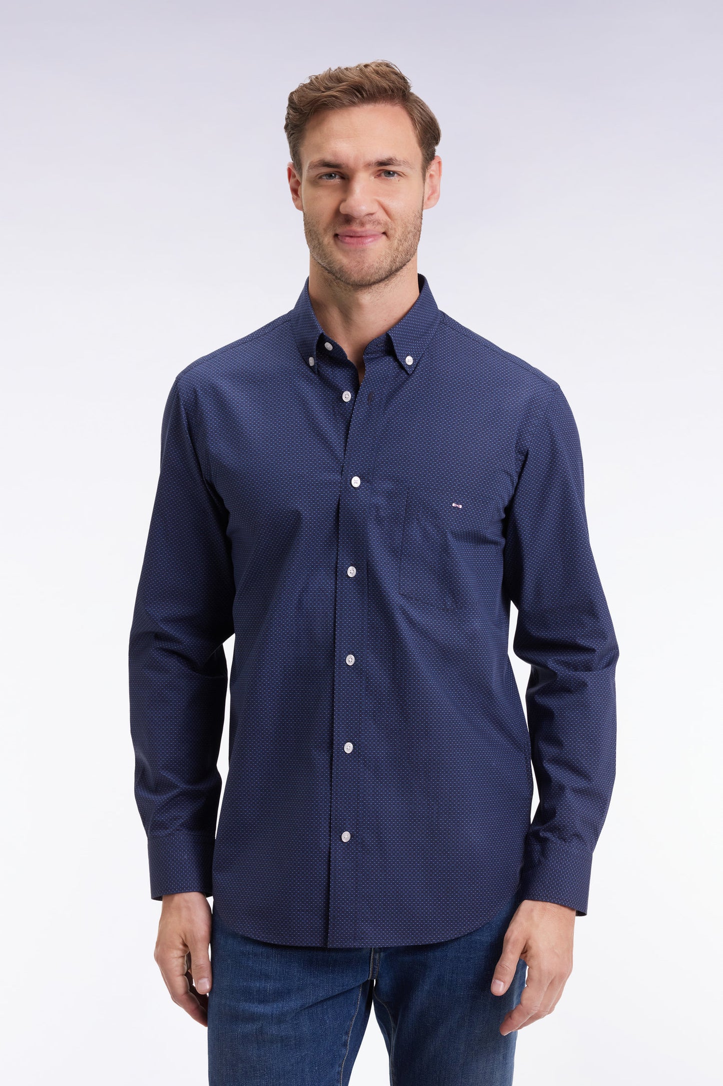 Chemise en popeline de coton à micro-motifs bleus coupe droite