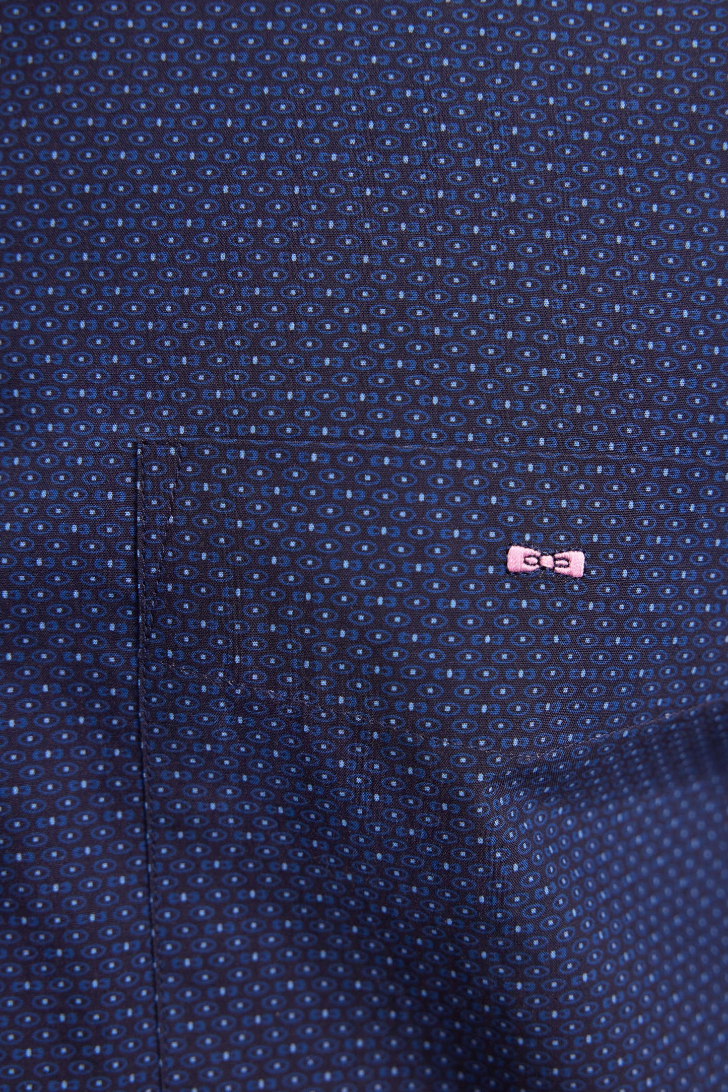 Chemise en popeline de coton à micro-motifs bleus coupe droite