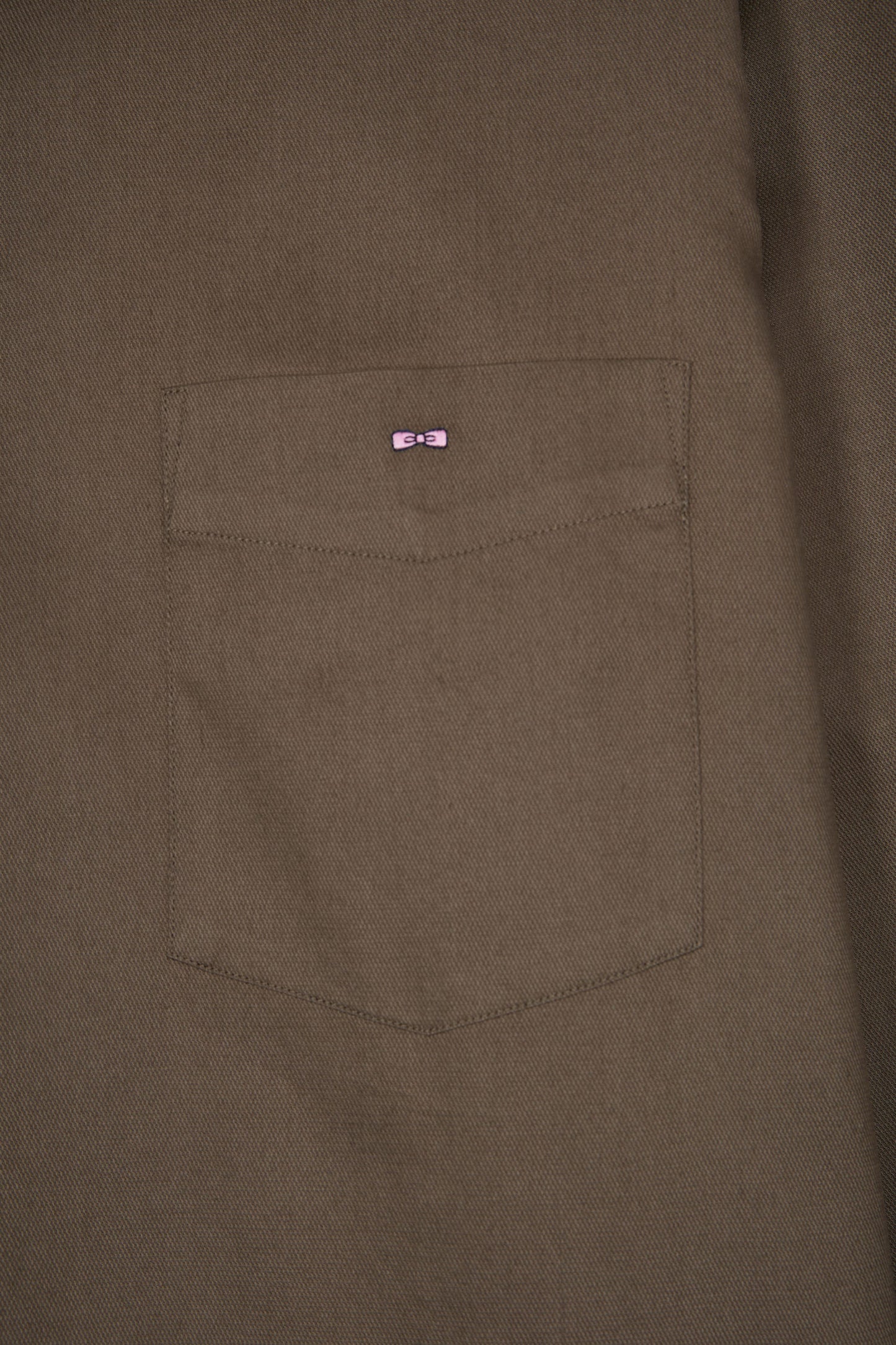 Chemise en coton piqué kaki coupe droite