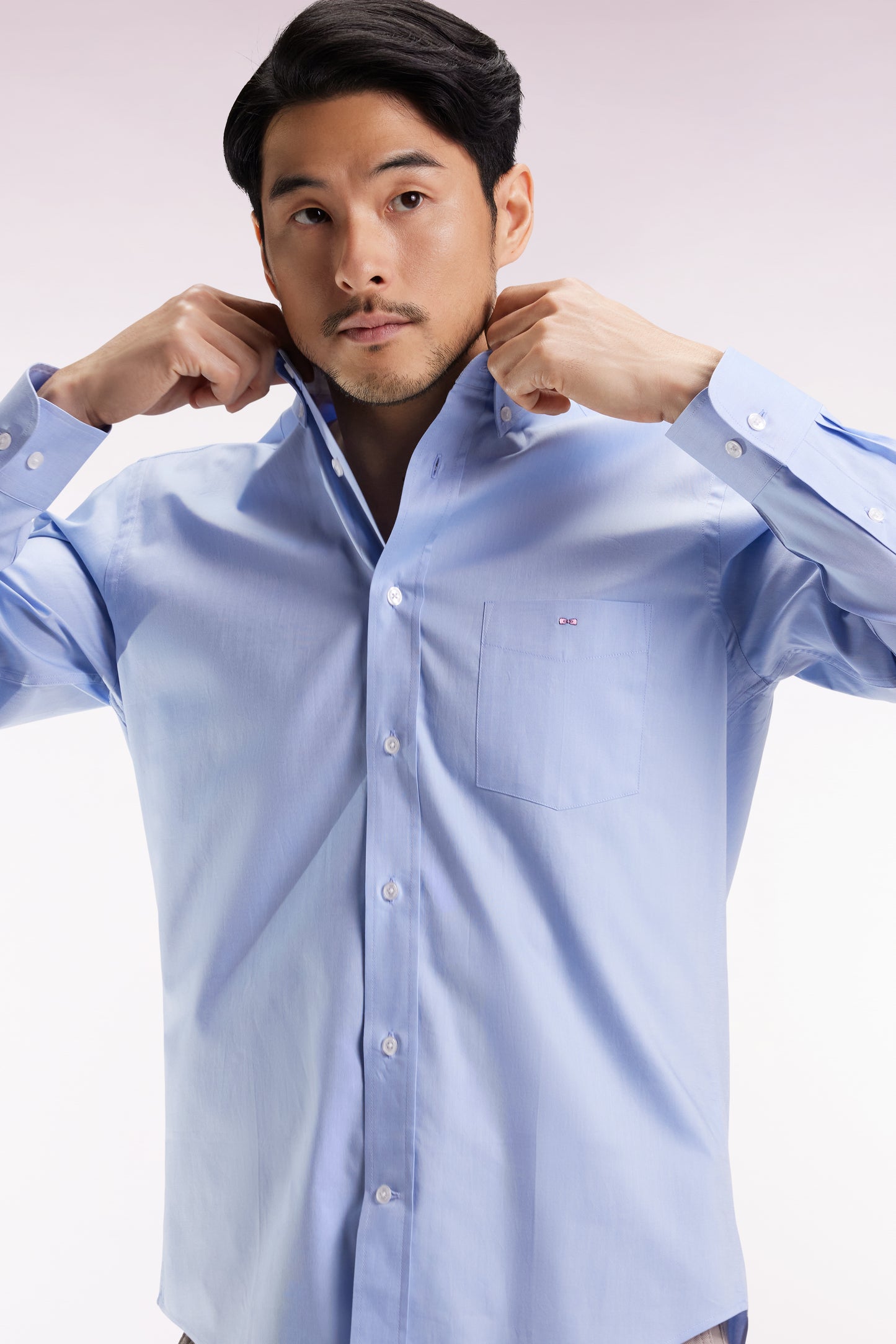 Chemise en coton ciel coupe droite