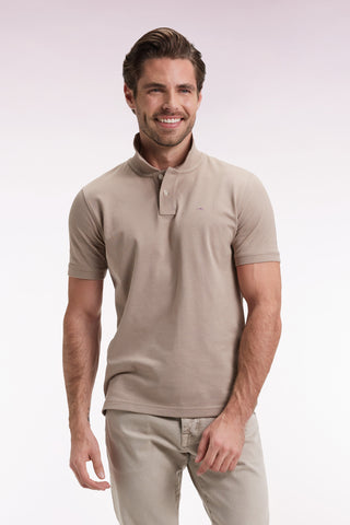 Polo manches courtes en coton Pima beige coupe droite
