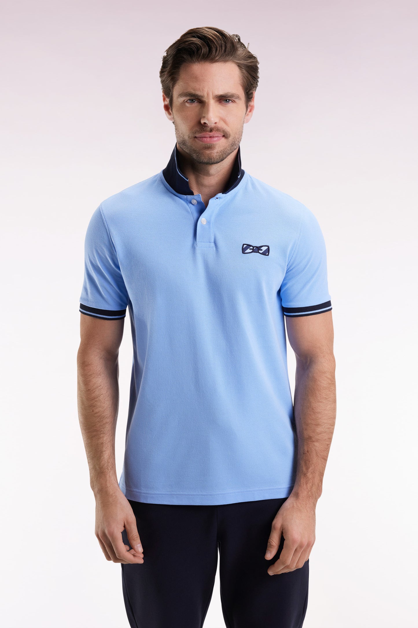 Polo à manches courtes en coton ciel broderie cerclée