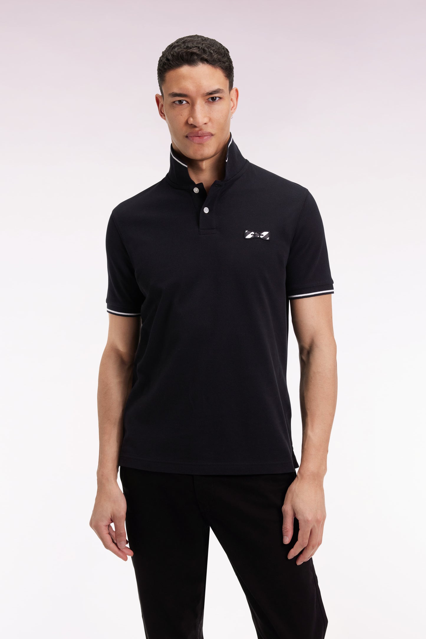 Polo à manches courtes en coton noir broderie cerclée