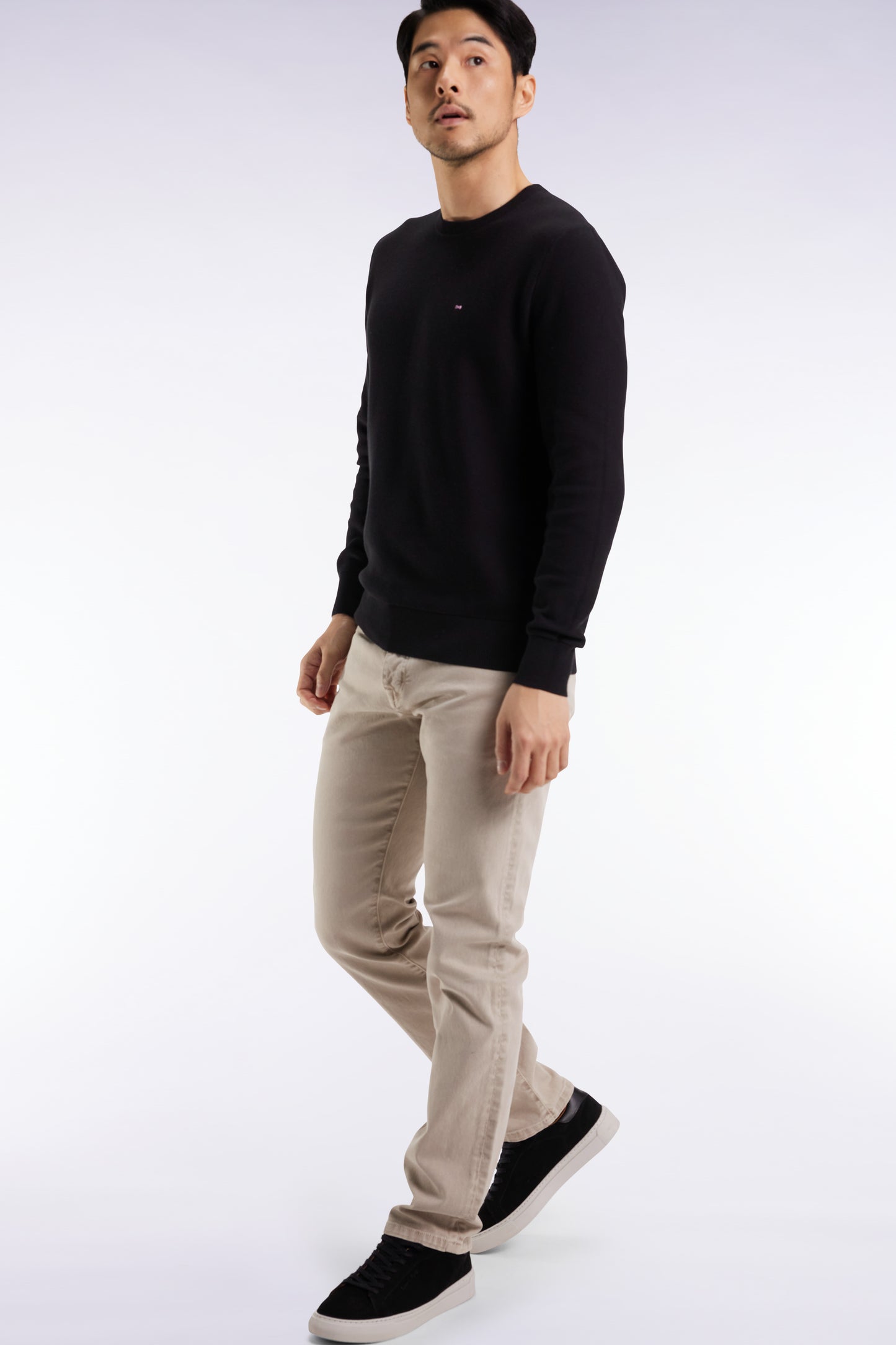 Round-neck sweater in black honeycomb cotton