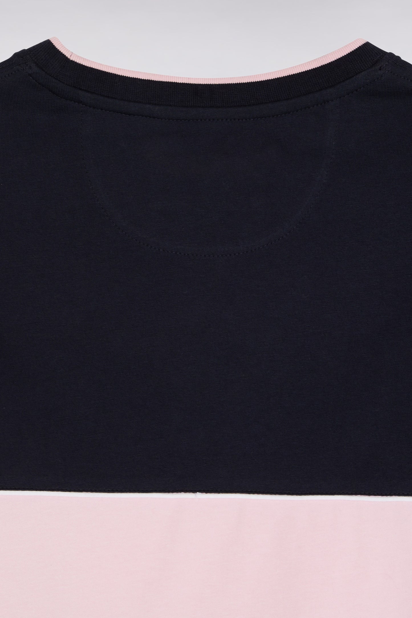 Two-tone short-sleeved T-shirt in navy and pink cotton
