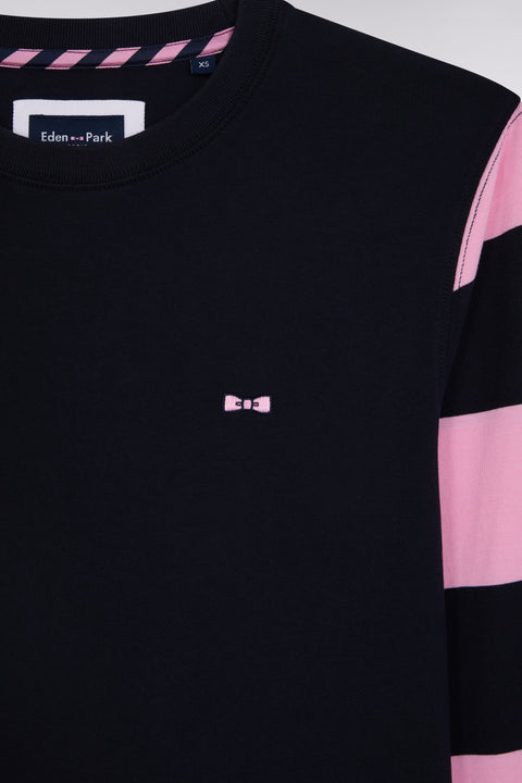 T-shirt à manches longues en coton noir manches rayées roses - Image 2