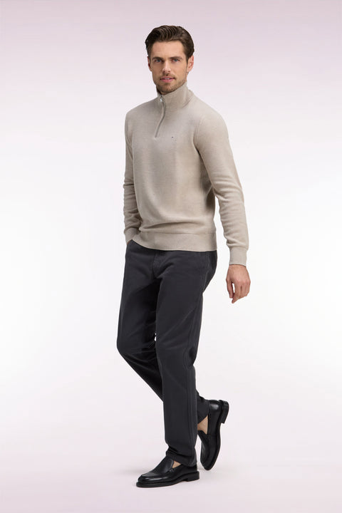Pantalon chino sans plis en gabardine de coton stretch kaki - Image 1