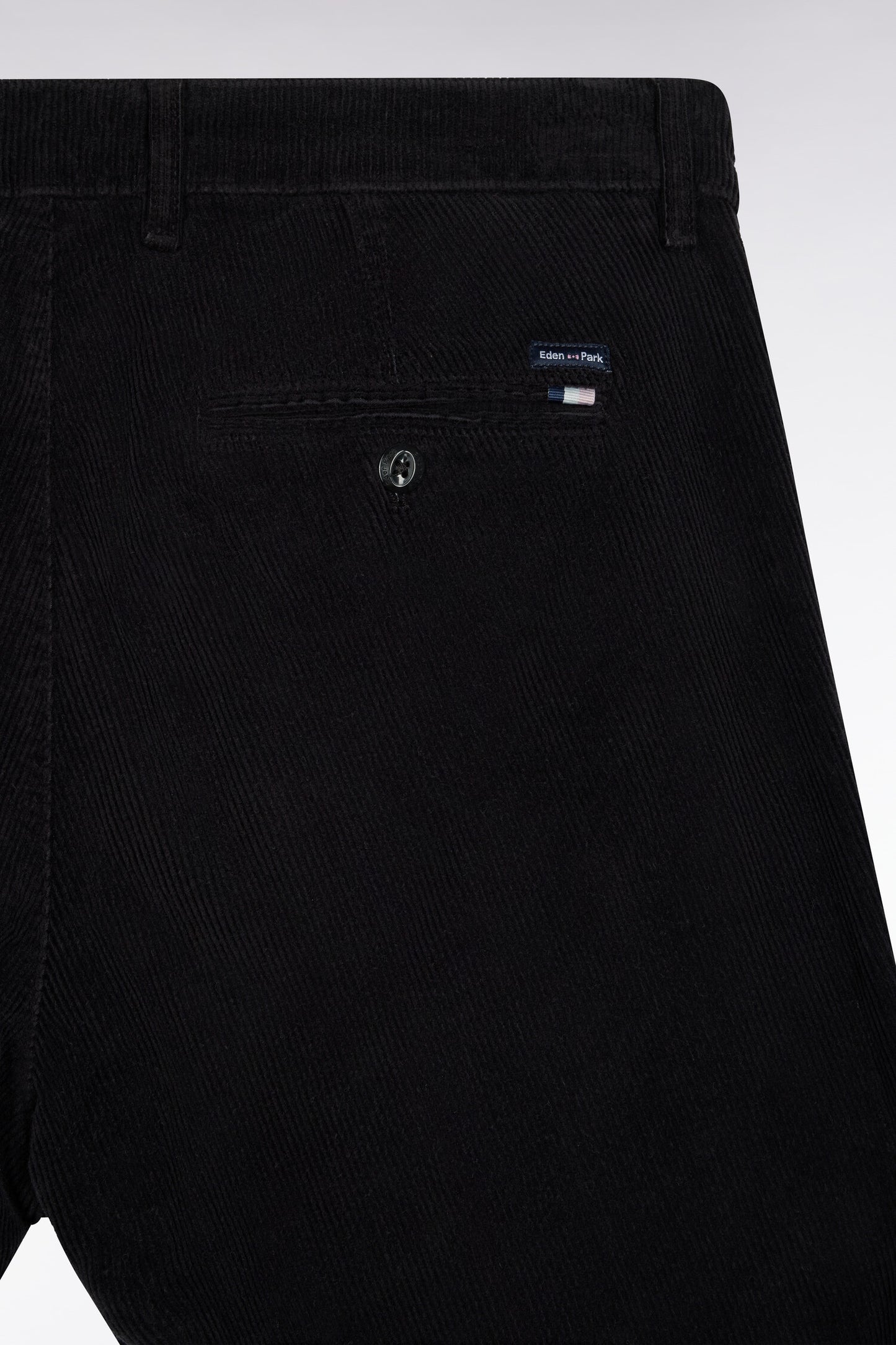 Pantalon chino sans plis en velours côtelé noir coupe regular