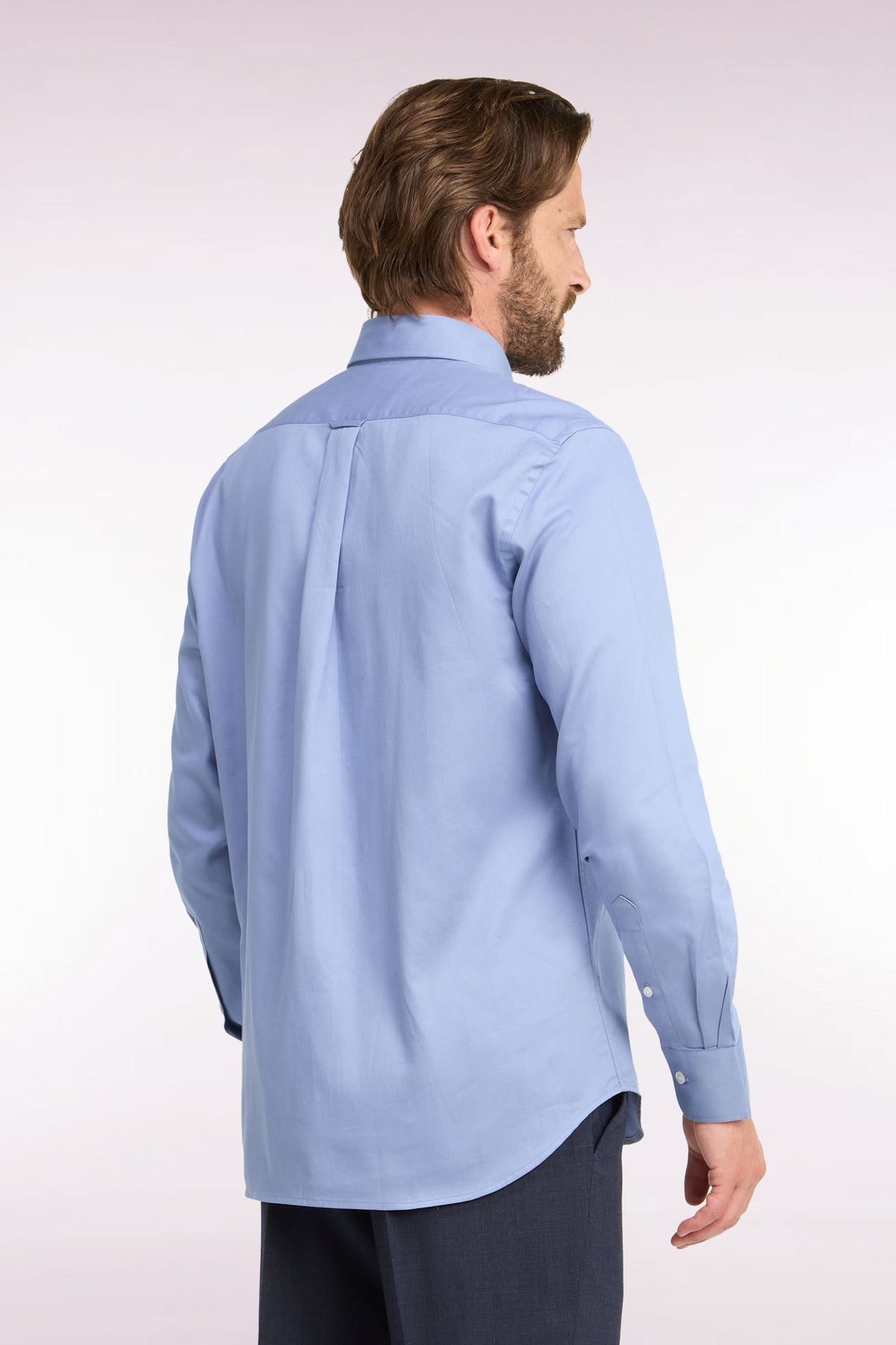 Chemise en piqué de coton ciel coupe droite