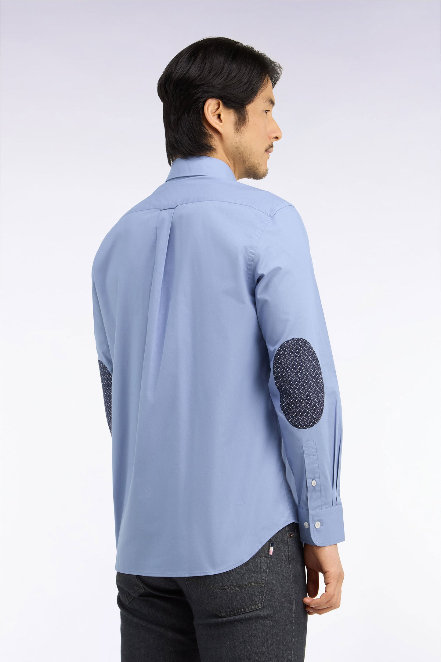 Chemise en coton bleu à détails micromotifs coupe droite