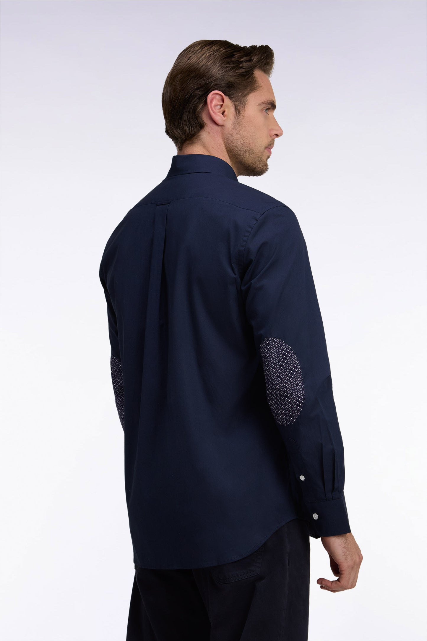 Chemise en coton marine à détails micromotifs coupe droite