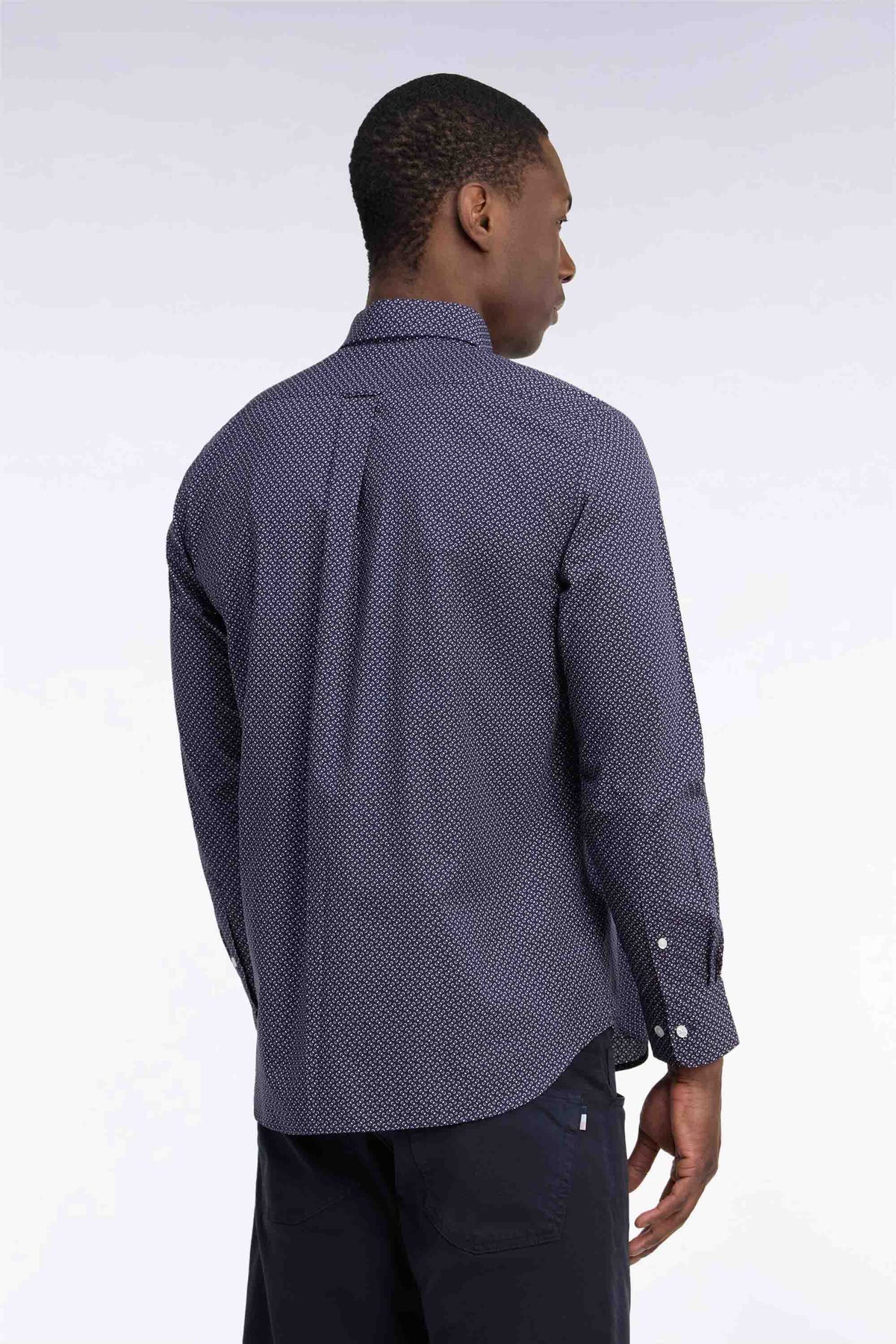 Chemise en popeline de coton rose à micromotifs nœuds papillon