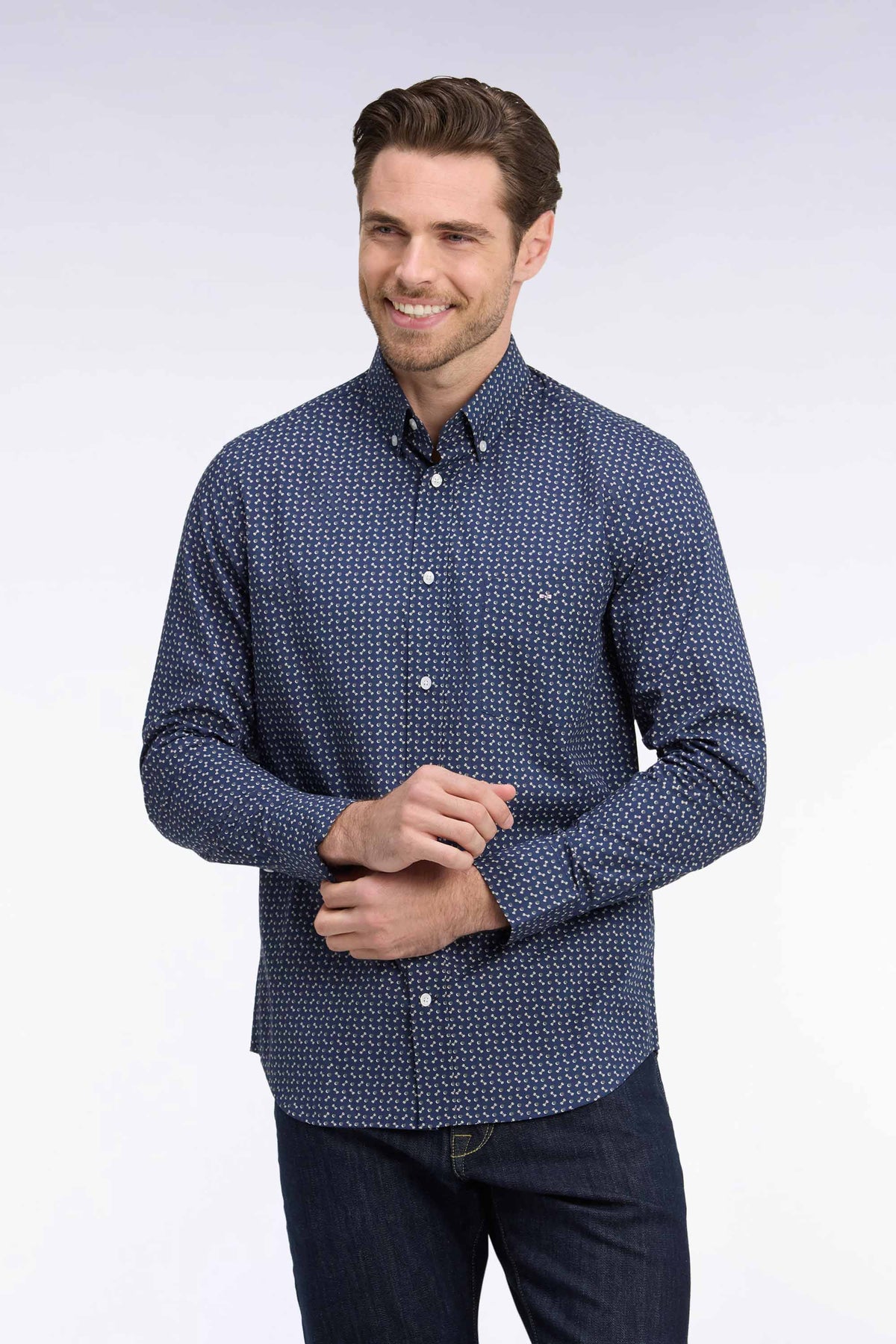 Chemise en popeline de coton marine à micromotifs kaki coupe droite
