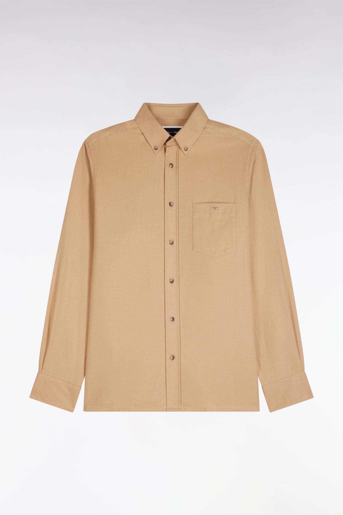 Chemise unie en coton caramel coupe droite