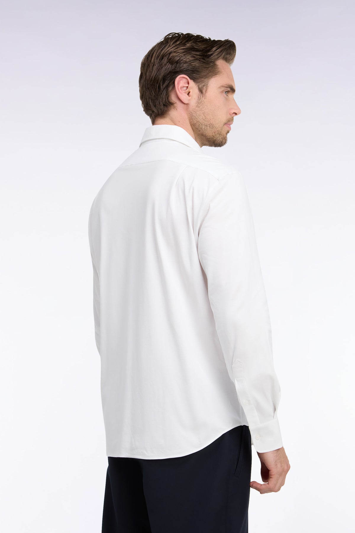 Straight cut white stretch cotton shirt