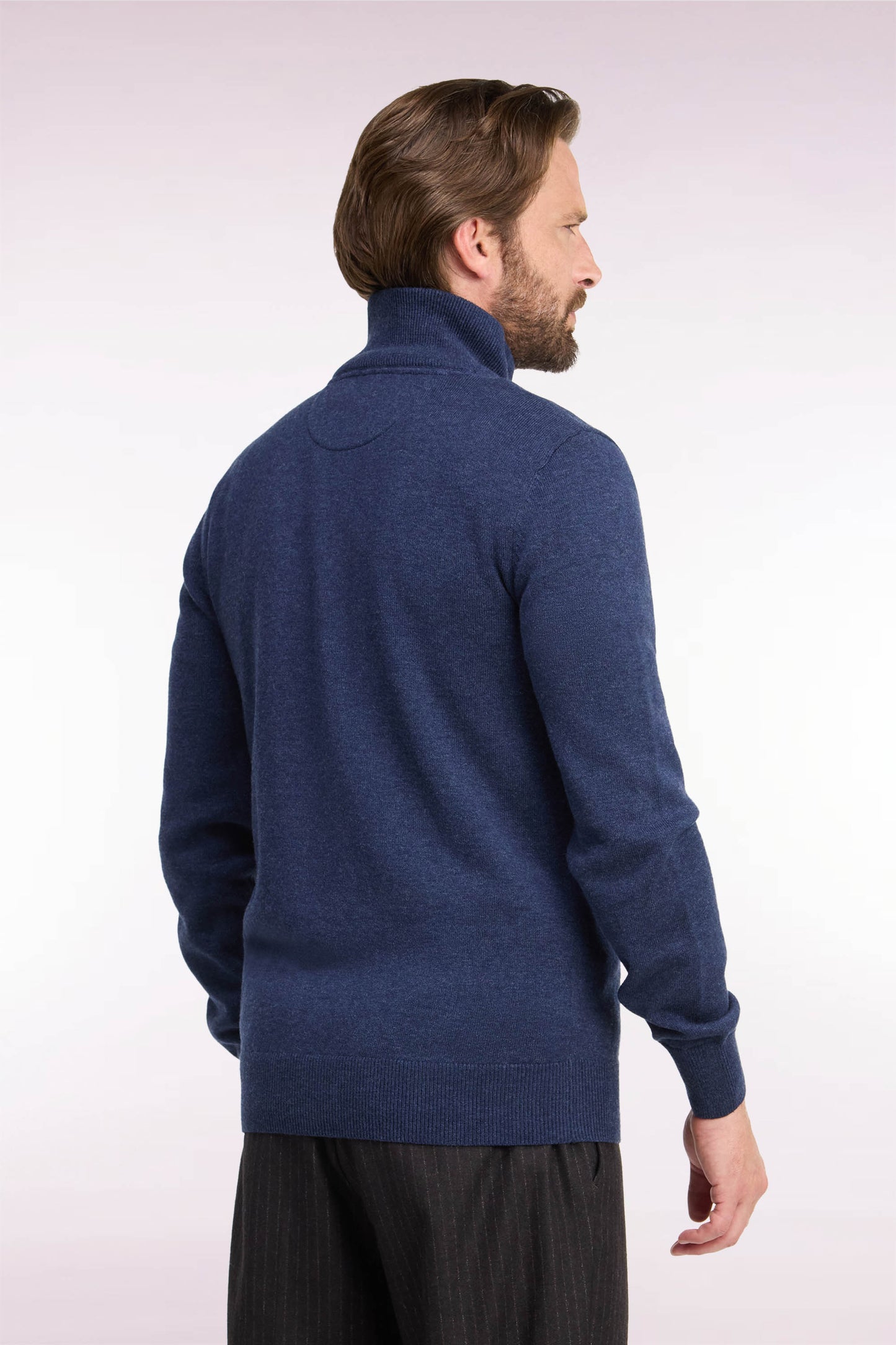 Cardigan zippé en laine et coton bleu coupe droite