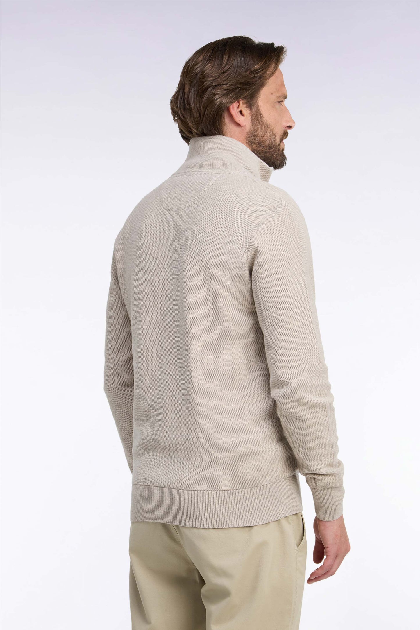 Cardigan zippé en coton beige coupe droite