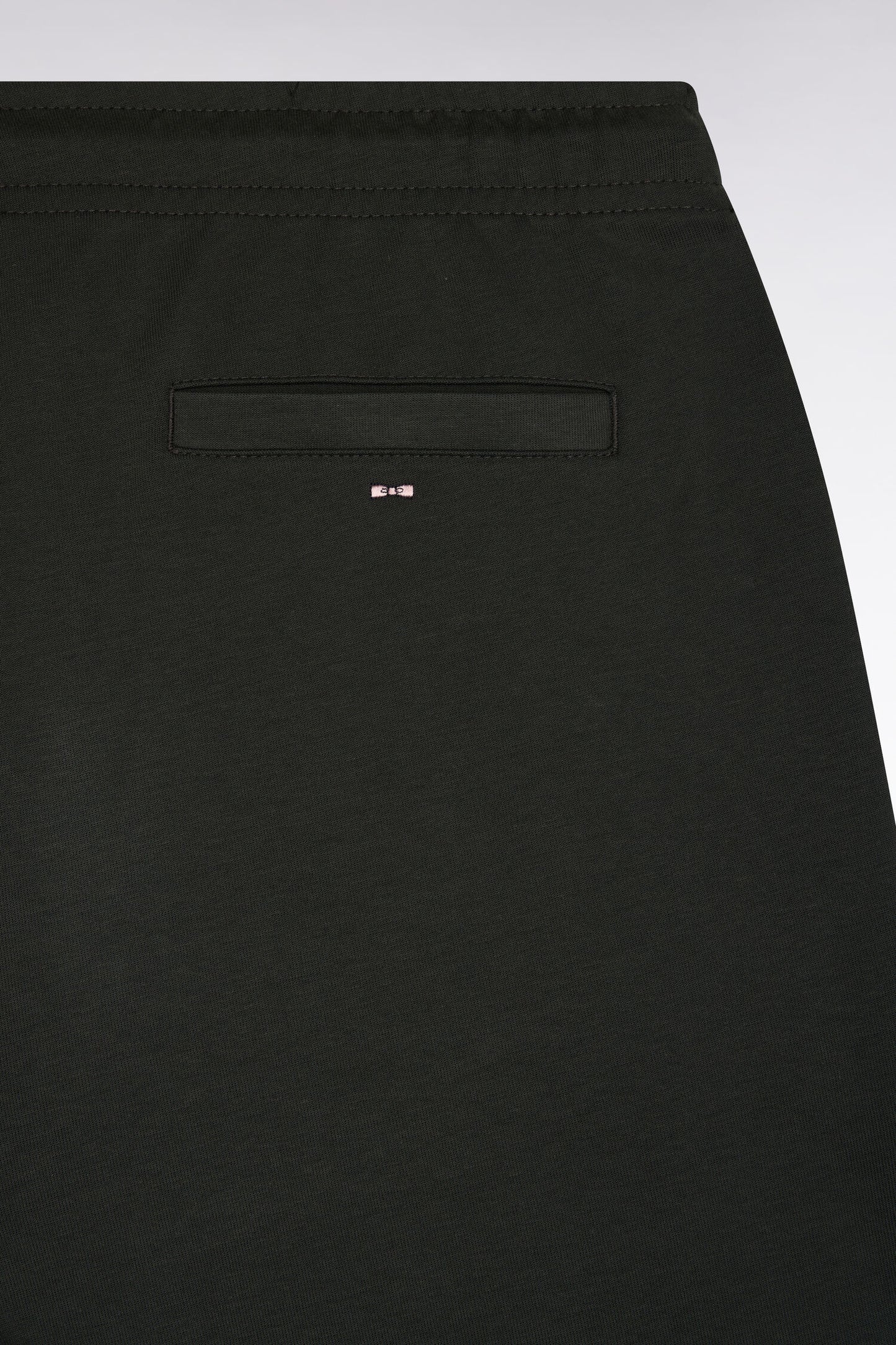Jogging en interlock de coton stretch kaki coupe droite