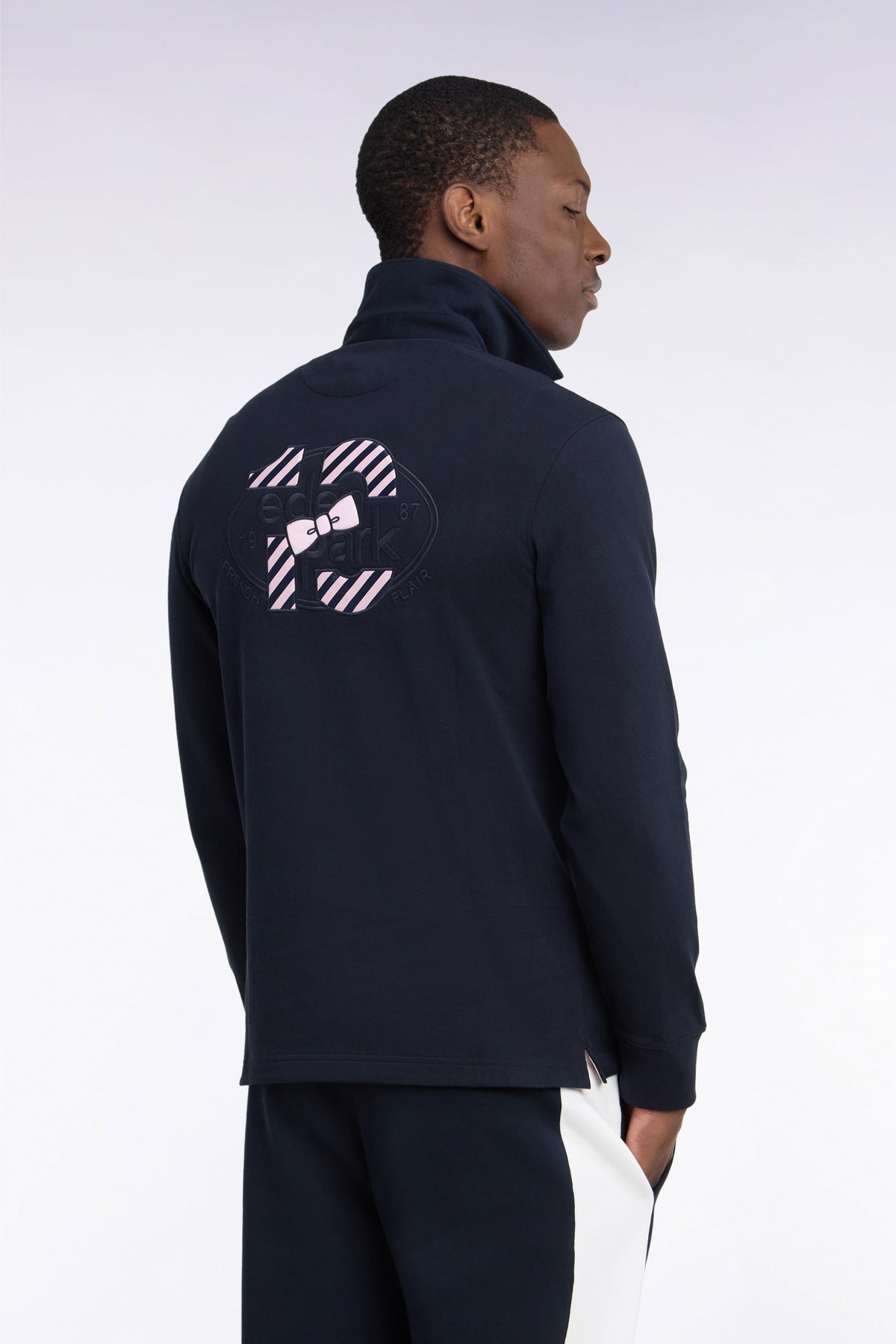 Long-sleeved jersey in embroidered navy cotton jersey
