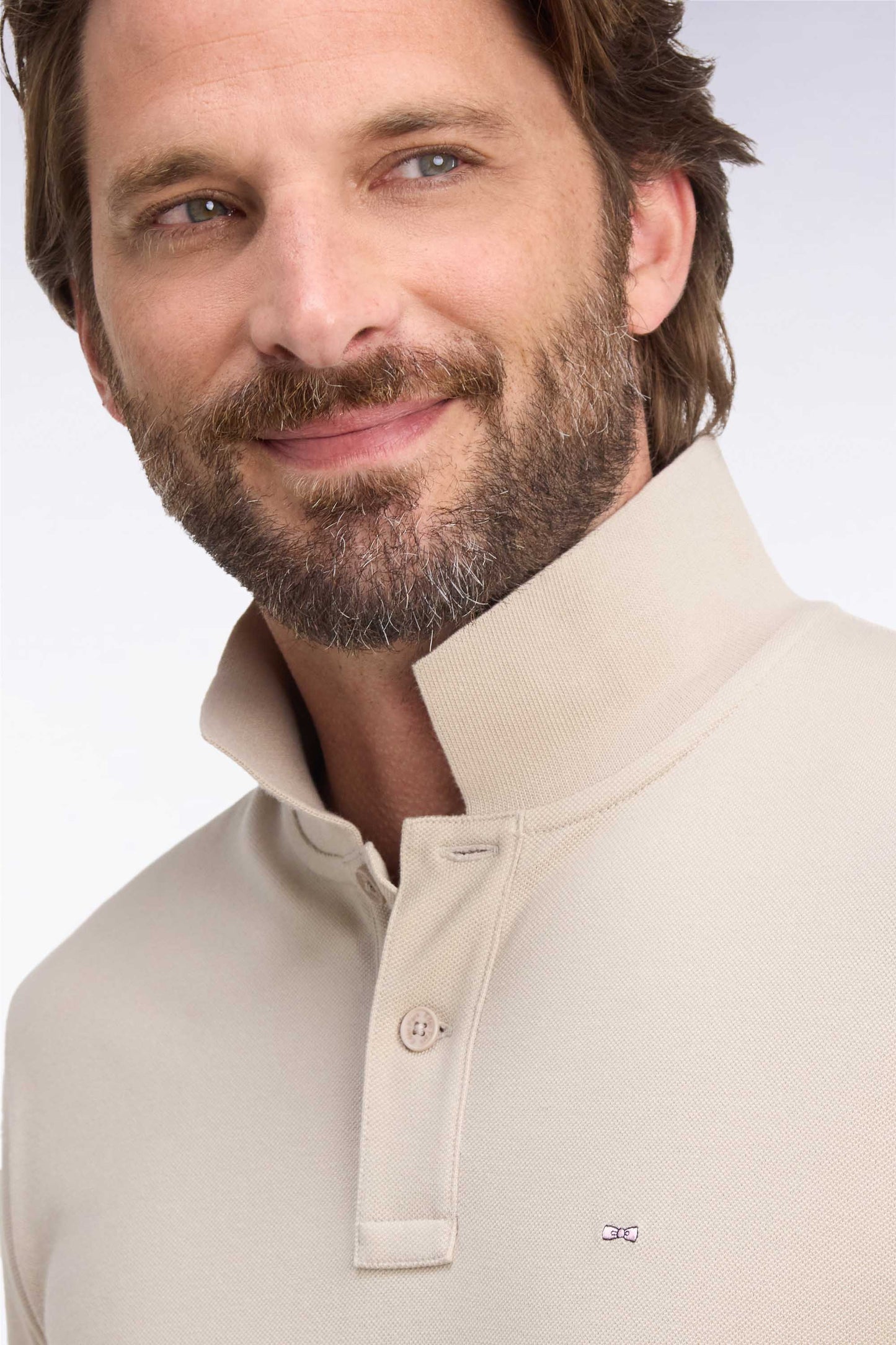 Polo manches courtes en coton Pima beige coupe droite