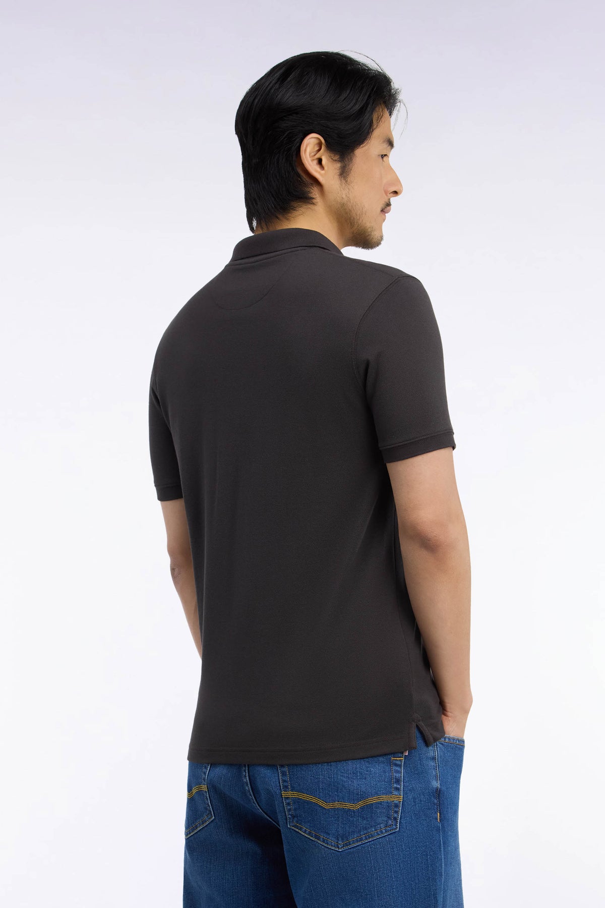 Polo manches courtes en coton Pima marron coupe droite