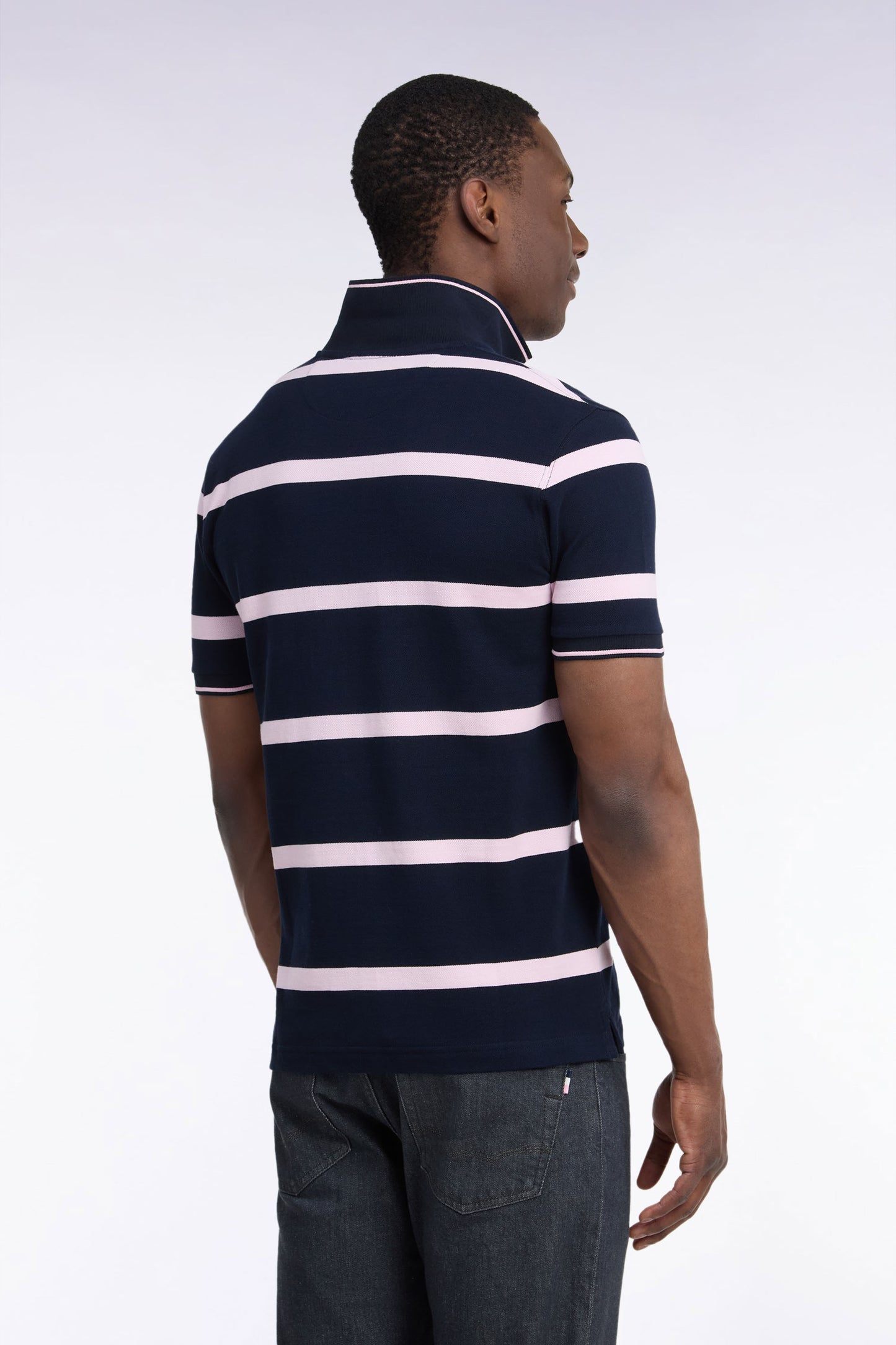 Polo manches courtes marine à rayures roses coupe droite
