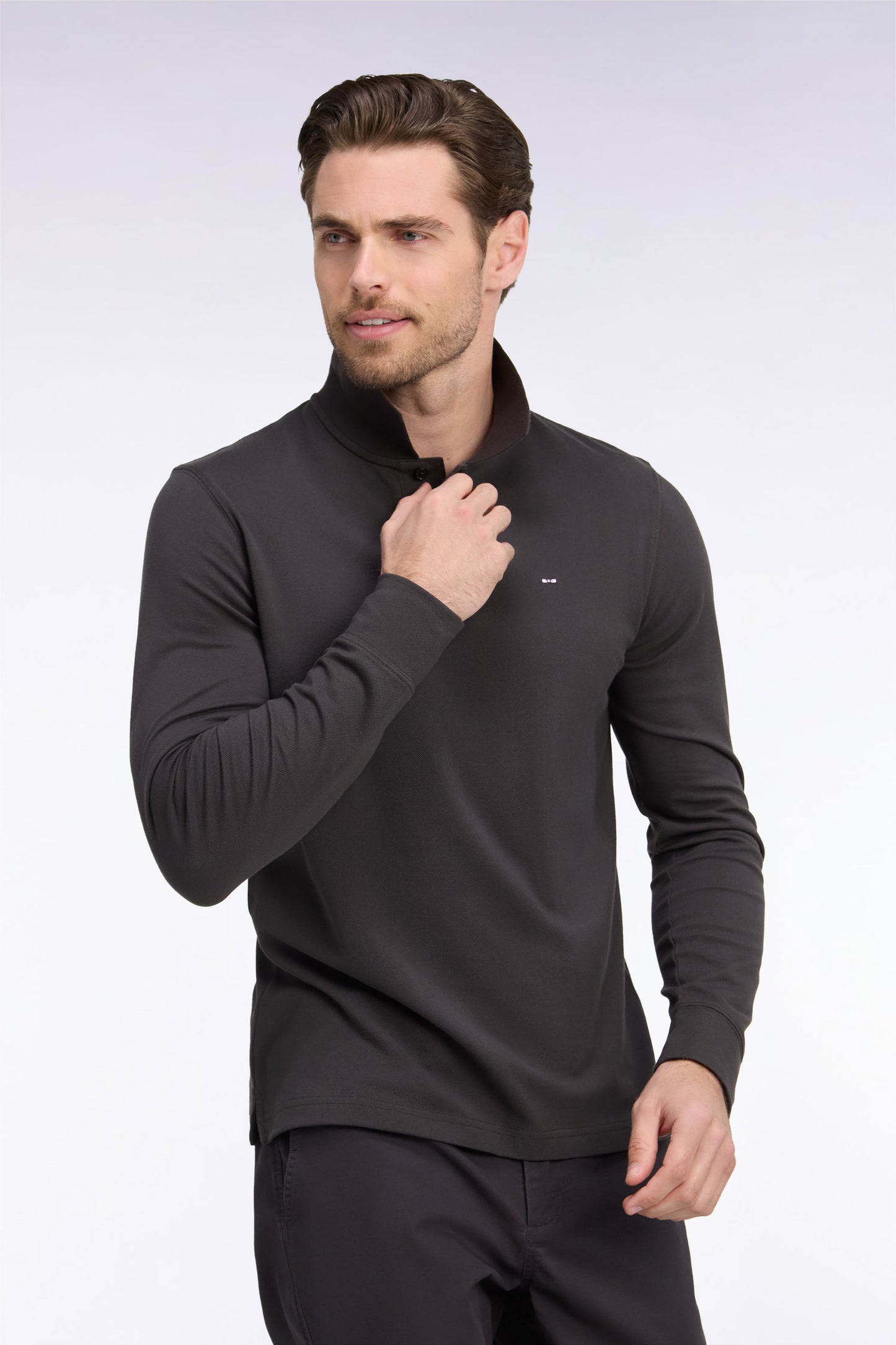 Polo manches longues en coton Pima marron foncé coupe droite