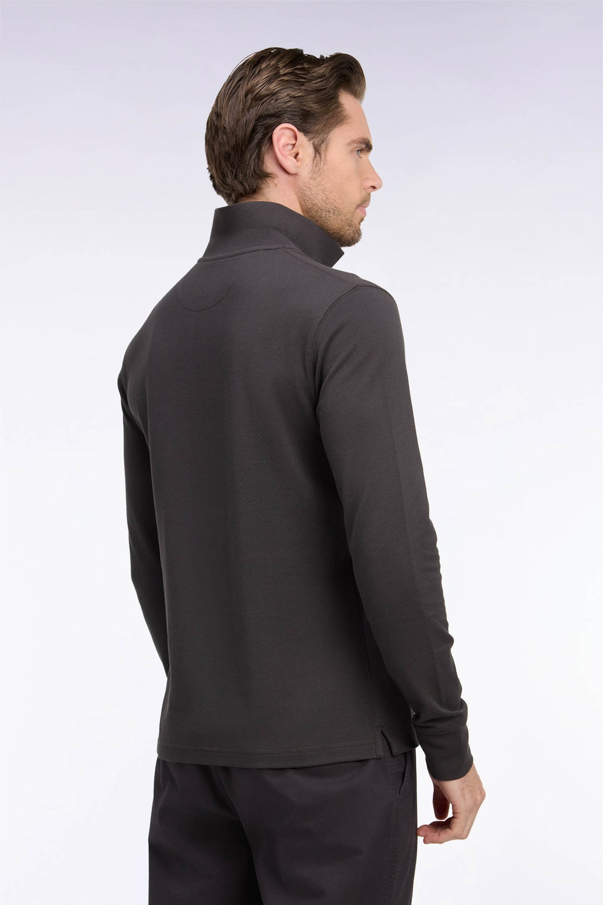 Polo manches longues en coton Pima marron foncé coupe droite