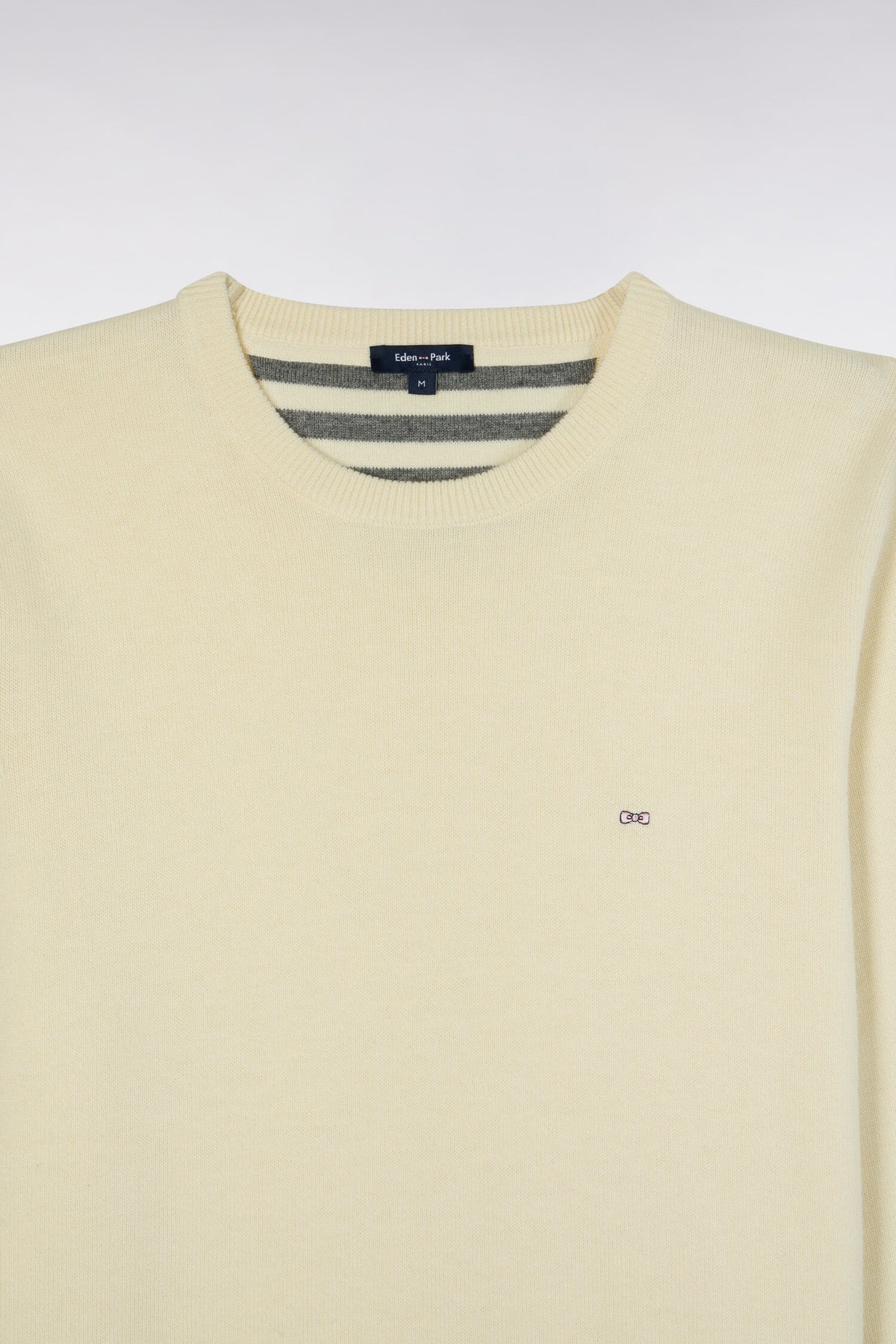 Round neck sweater in ecru wool and cotton, straight cut