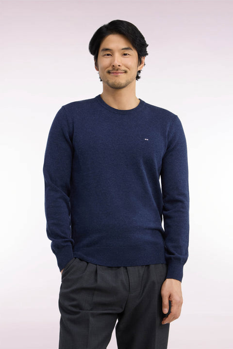 Pull col rond en laine et coton bleu coupe droite - Image 3