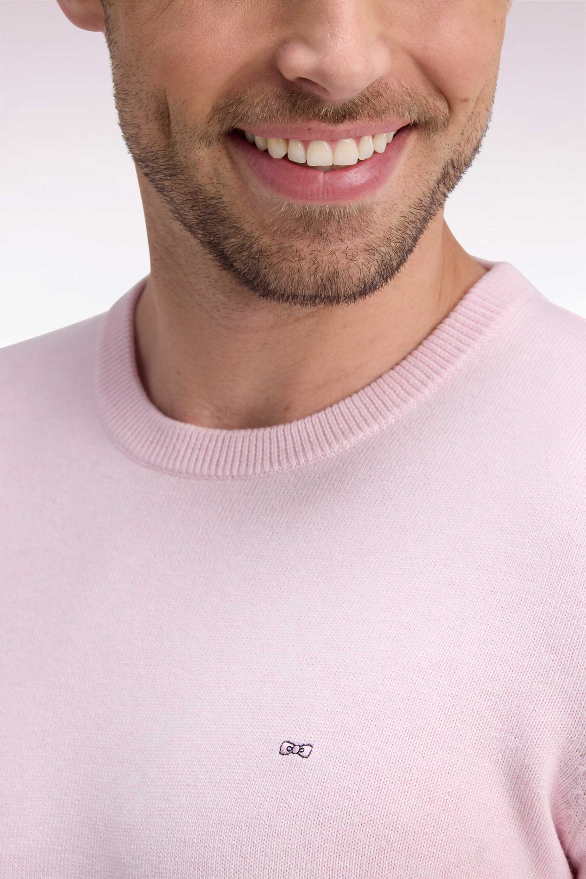 Round neck sweater in pink wool and cotton, straight cut