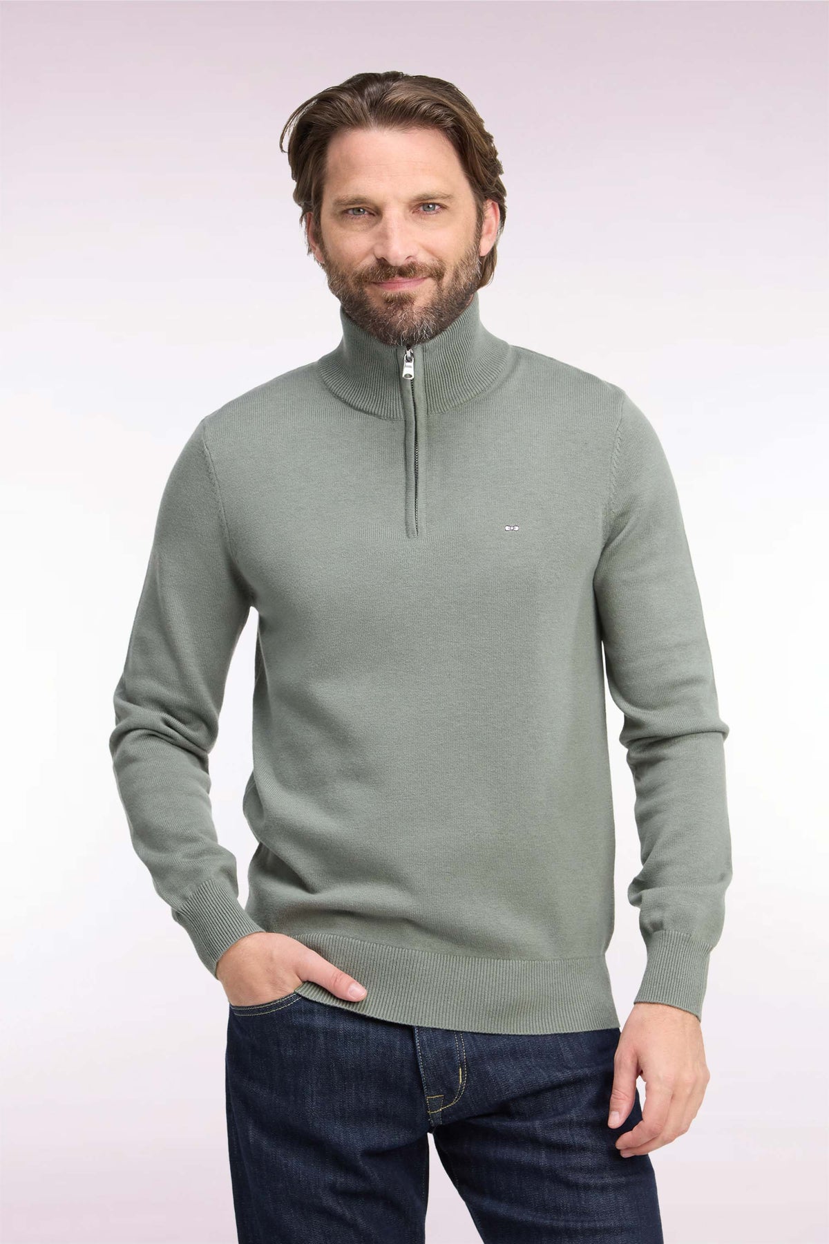Straight cut olive green wool and cotton trucker neck sweater