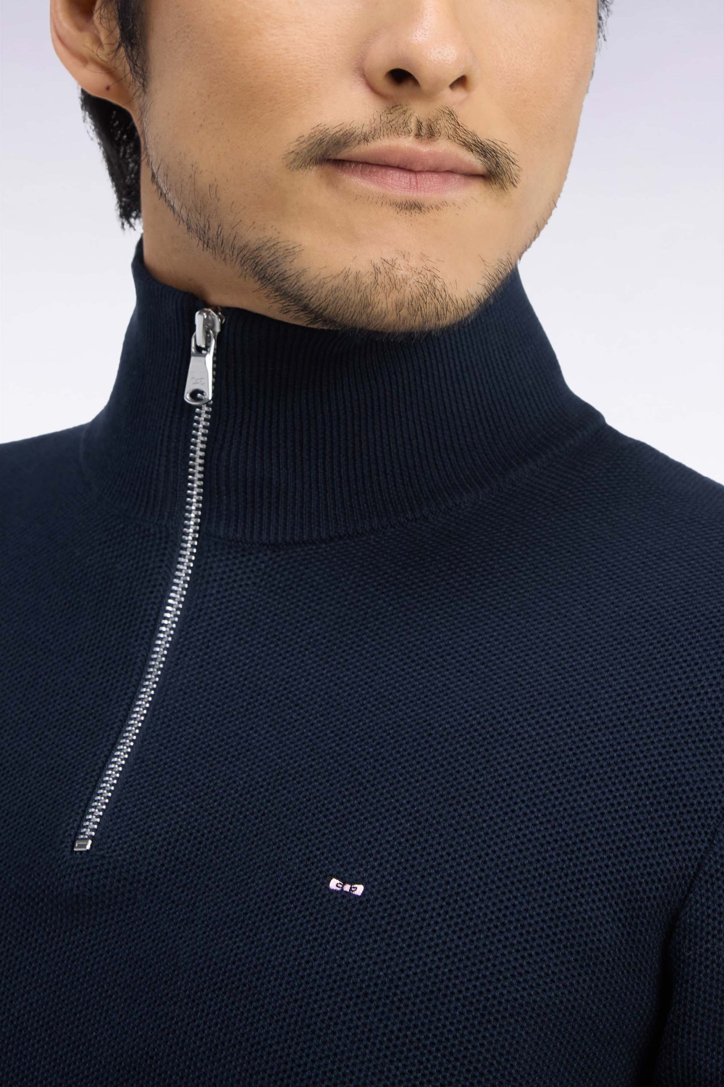 Pull col camionneur en coton marine coupe droite
