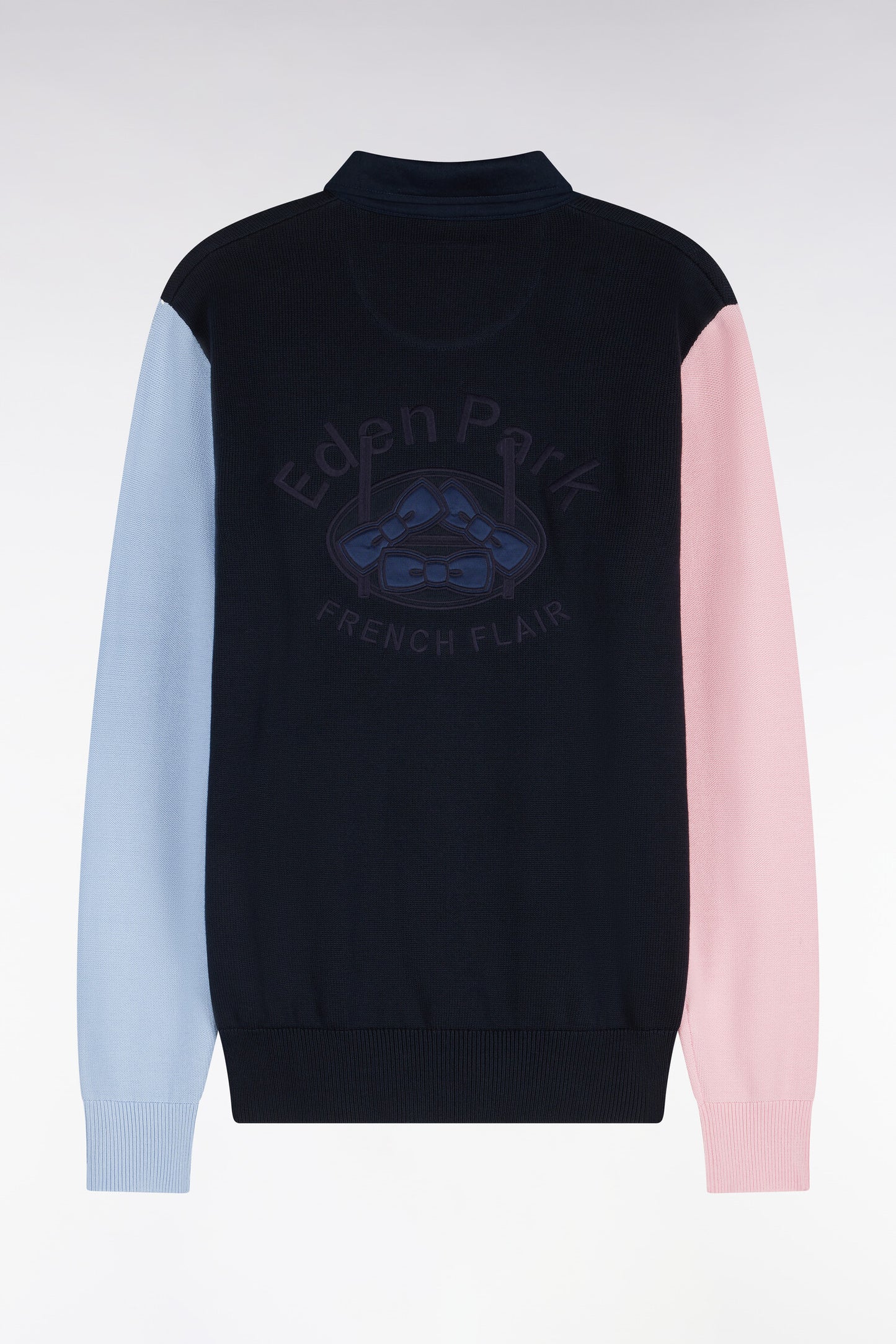 Pull à col maillot en coton tricolore broderie dos coupe regular