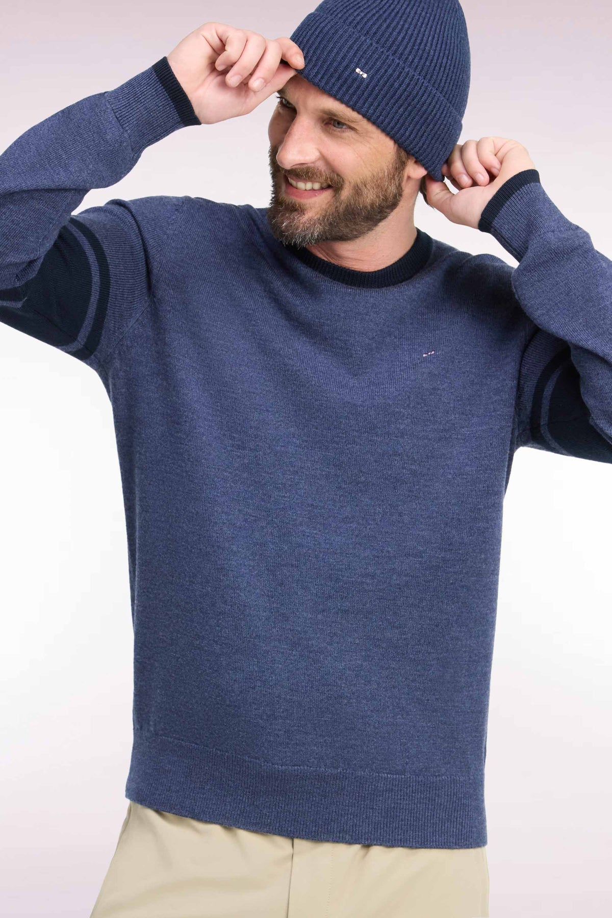 Pull à col rond en jersey de laine mérinos marine