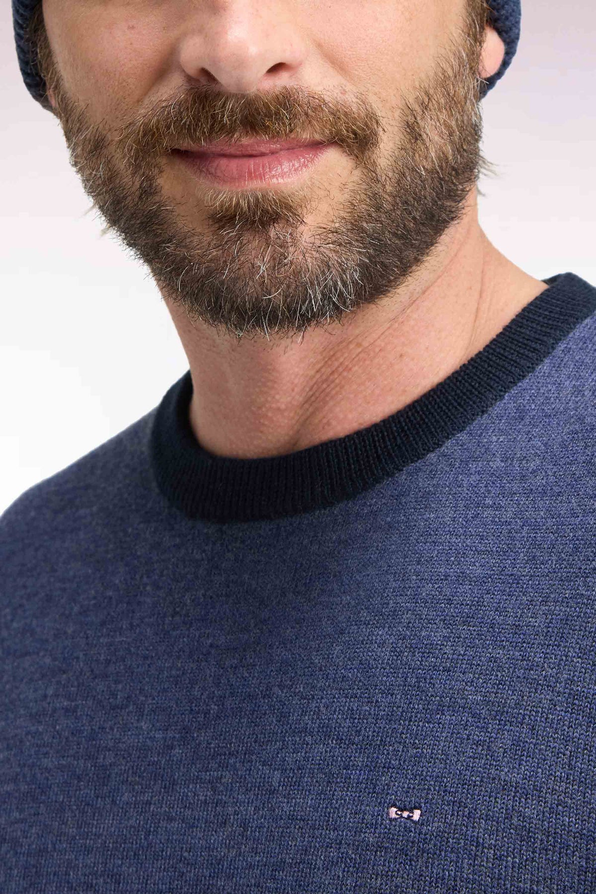 Pull à col rond en jersey de laine mérinos marine
