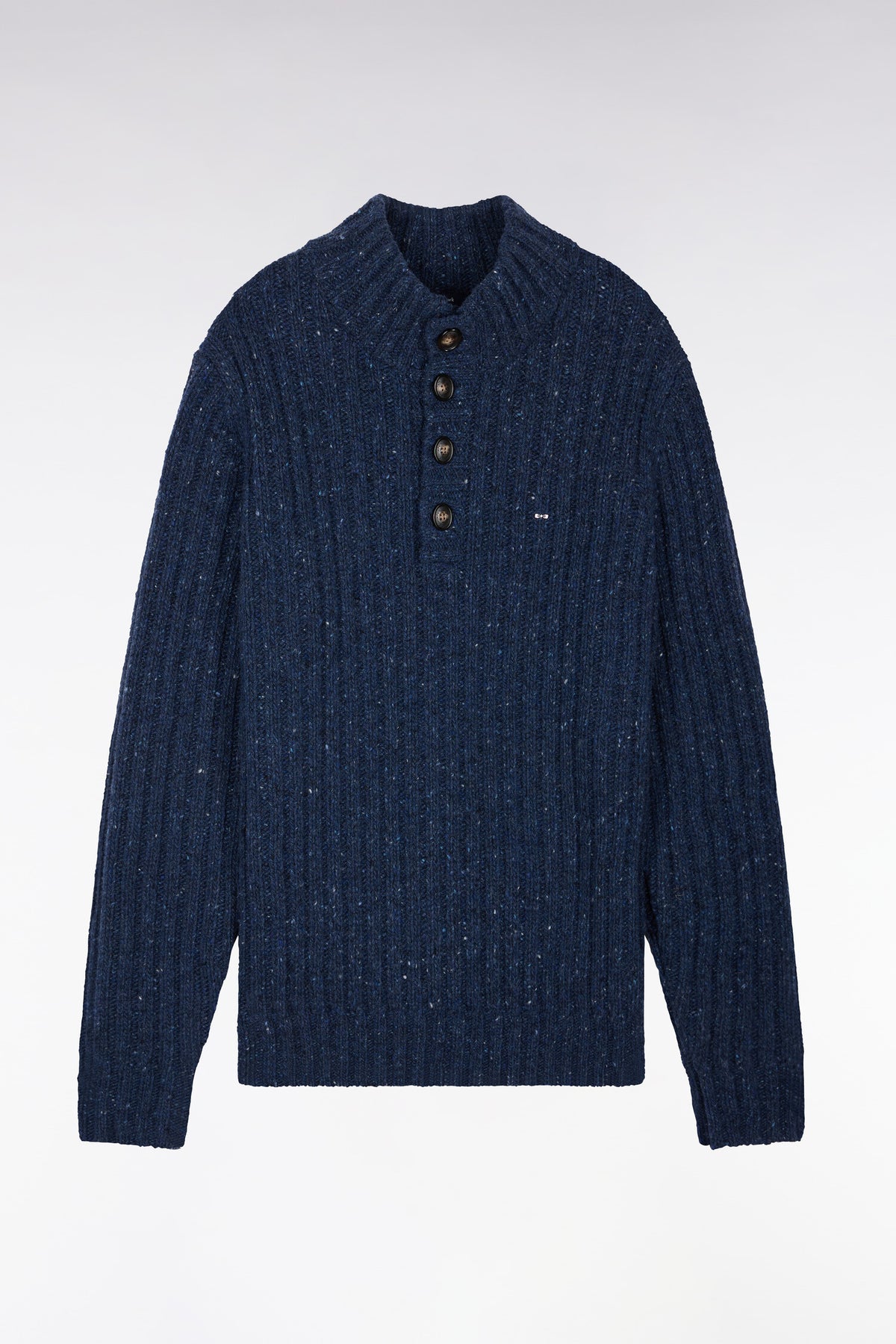 Pull à col montant boutonné en maille épaisse côtelée bleu chiné