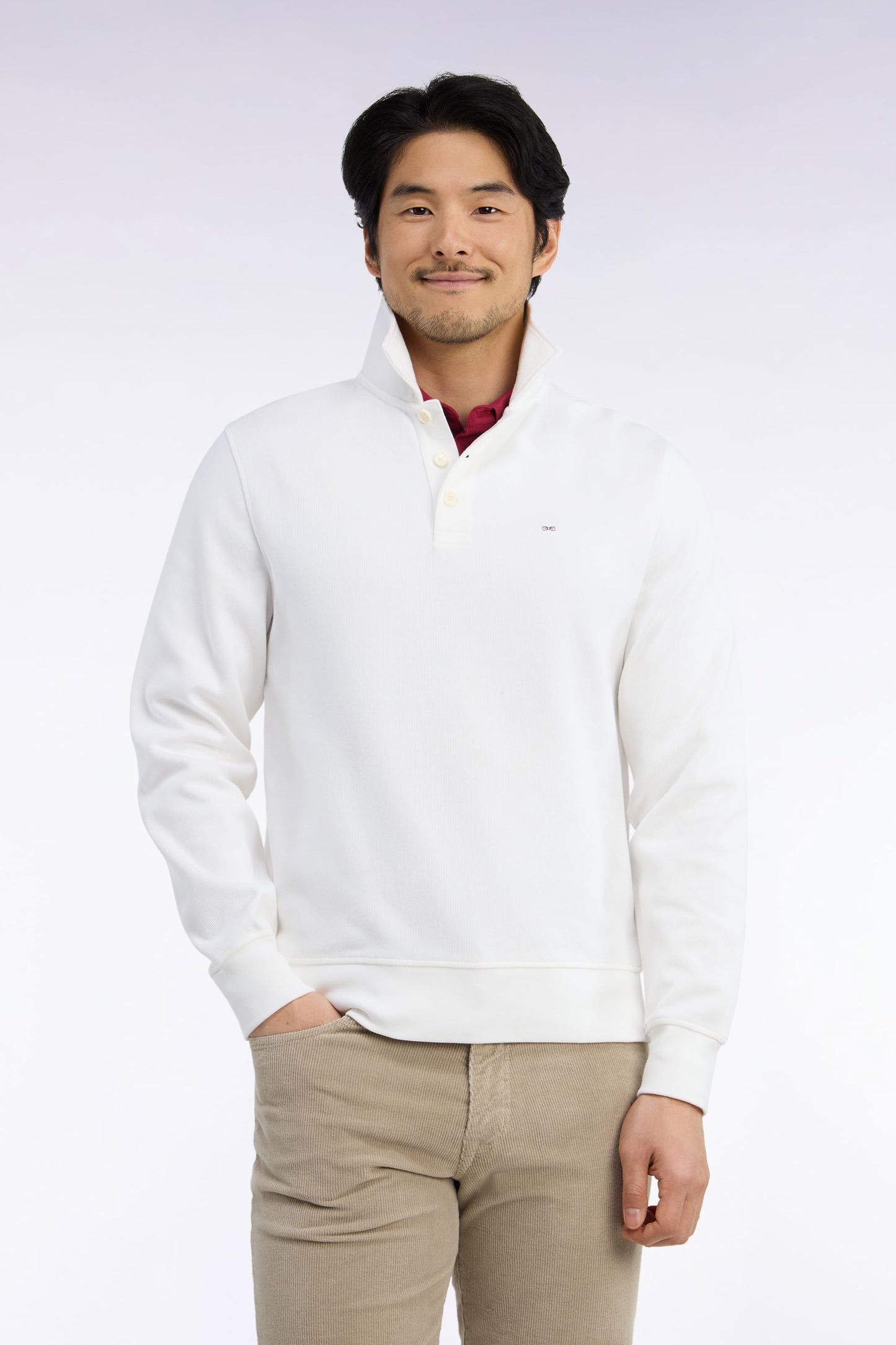 Sweatshirt col polo en coton écru coupe droite