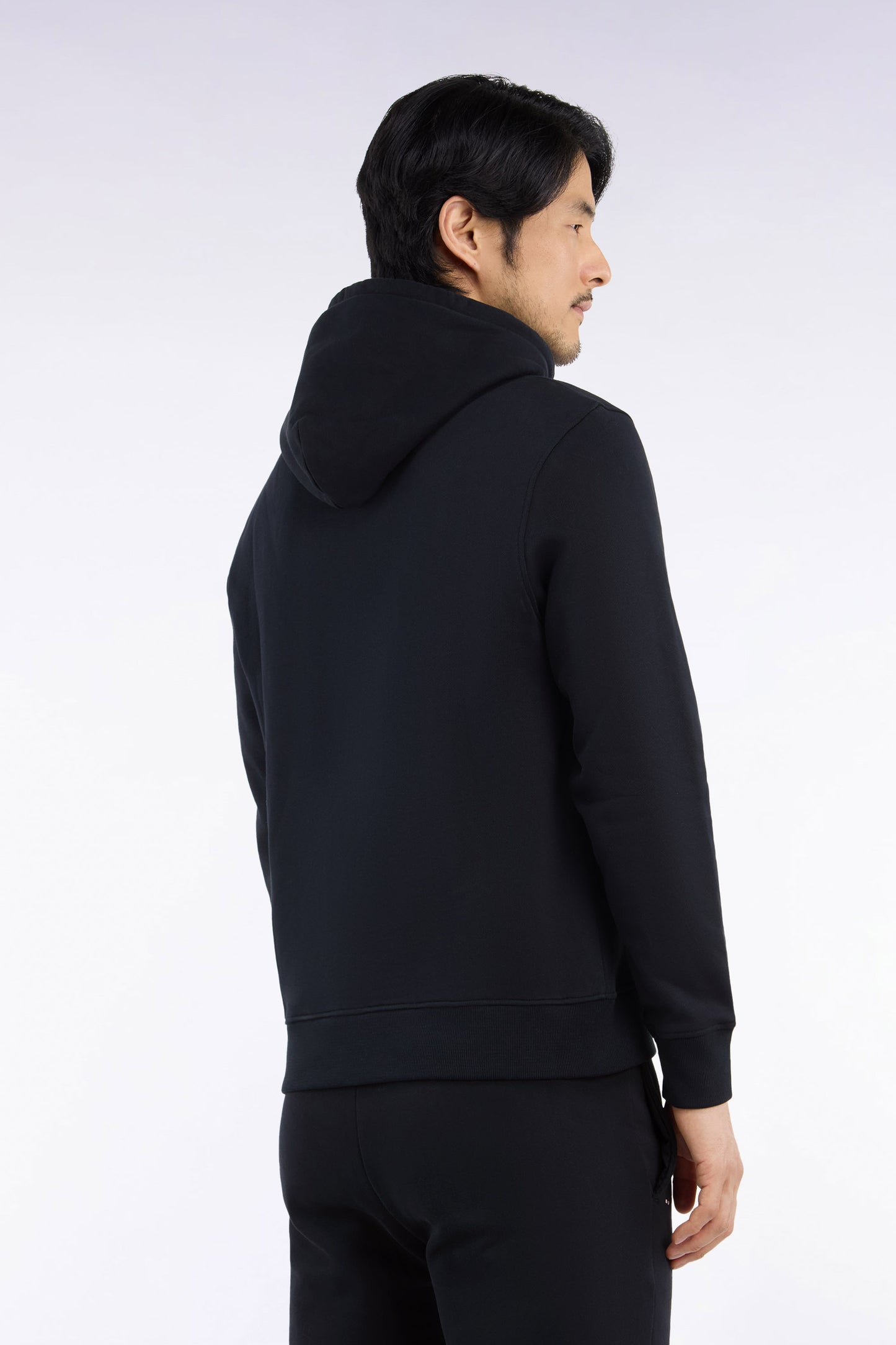 Sweatshirt à capuche en molleton coton noir coupe droite