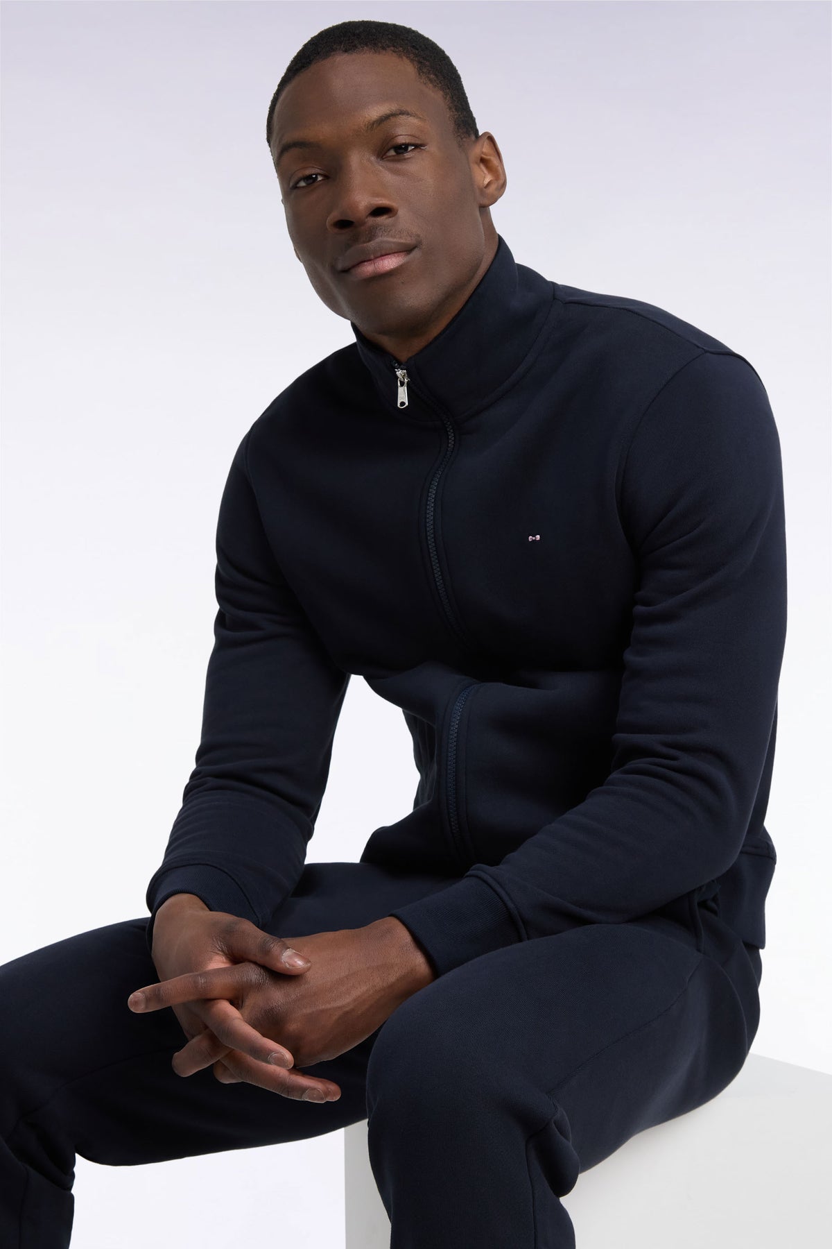 Zippered sweatshirt with trucker collar in navy cotton, straight cut