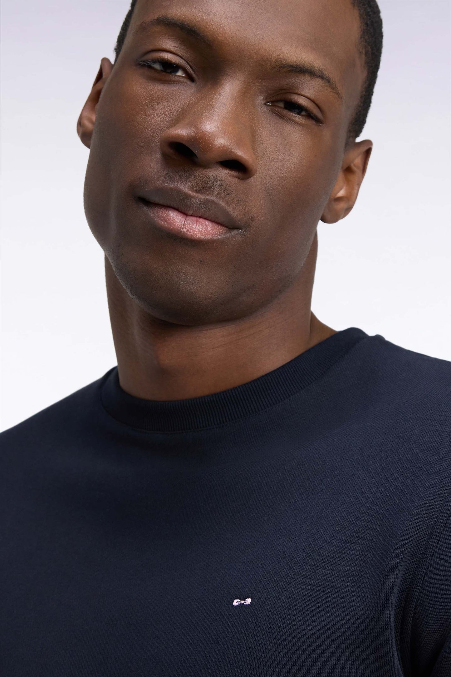 Sweatshirt col rond en molleton coton marine coupe droite