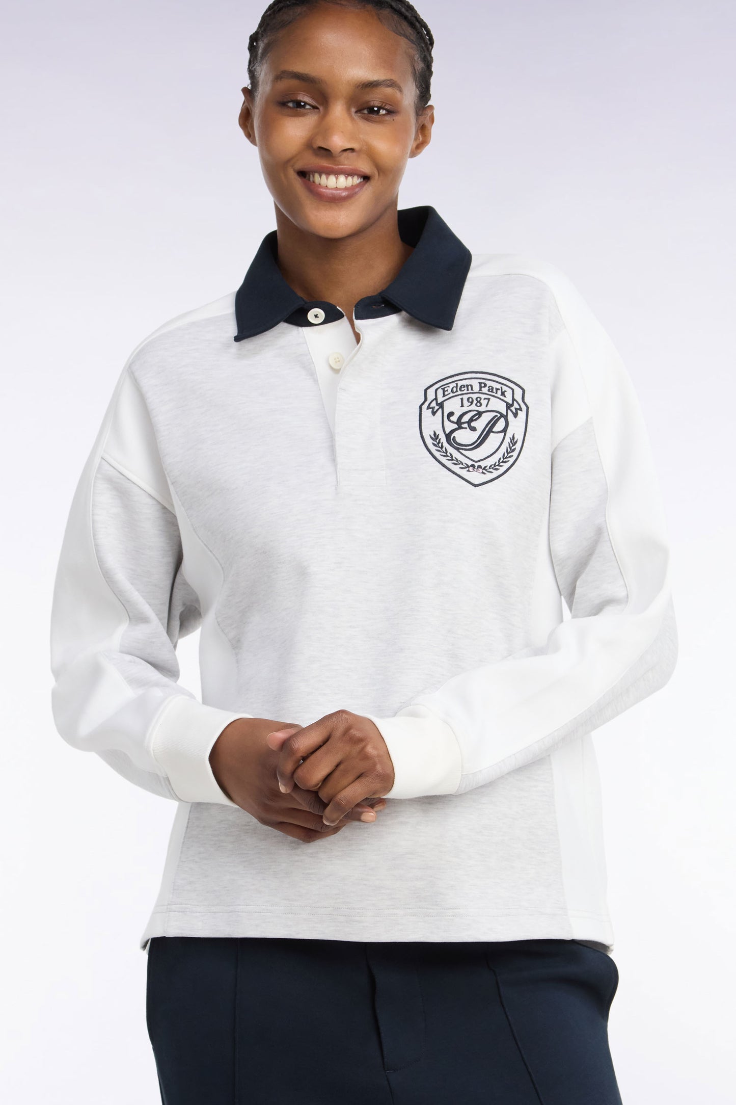 Sweatshirt unisexe à col maillot en interlock gris et découpes contrastées coupe loose