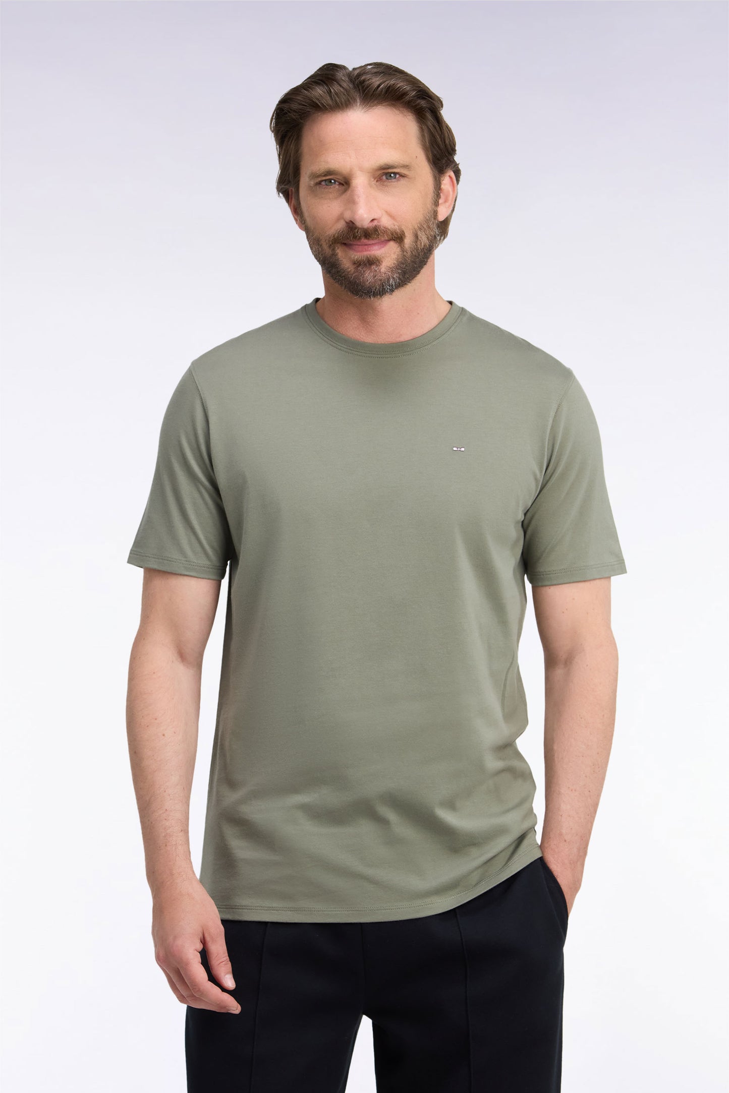 T-shirt manches courtes col rond en coton kaki coupe droite