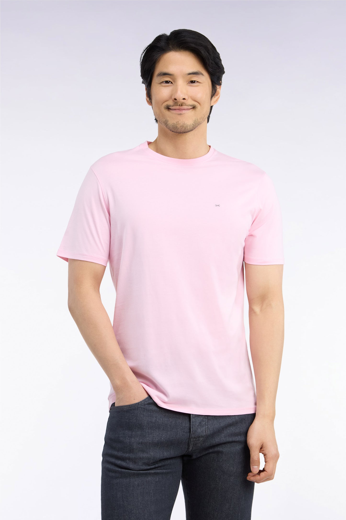 T-shirt manches courtes col rond en coton rose coupe droite